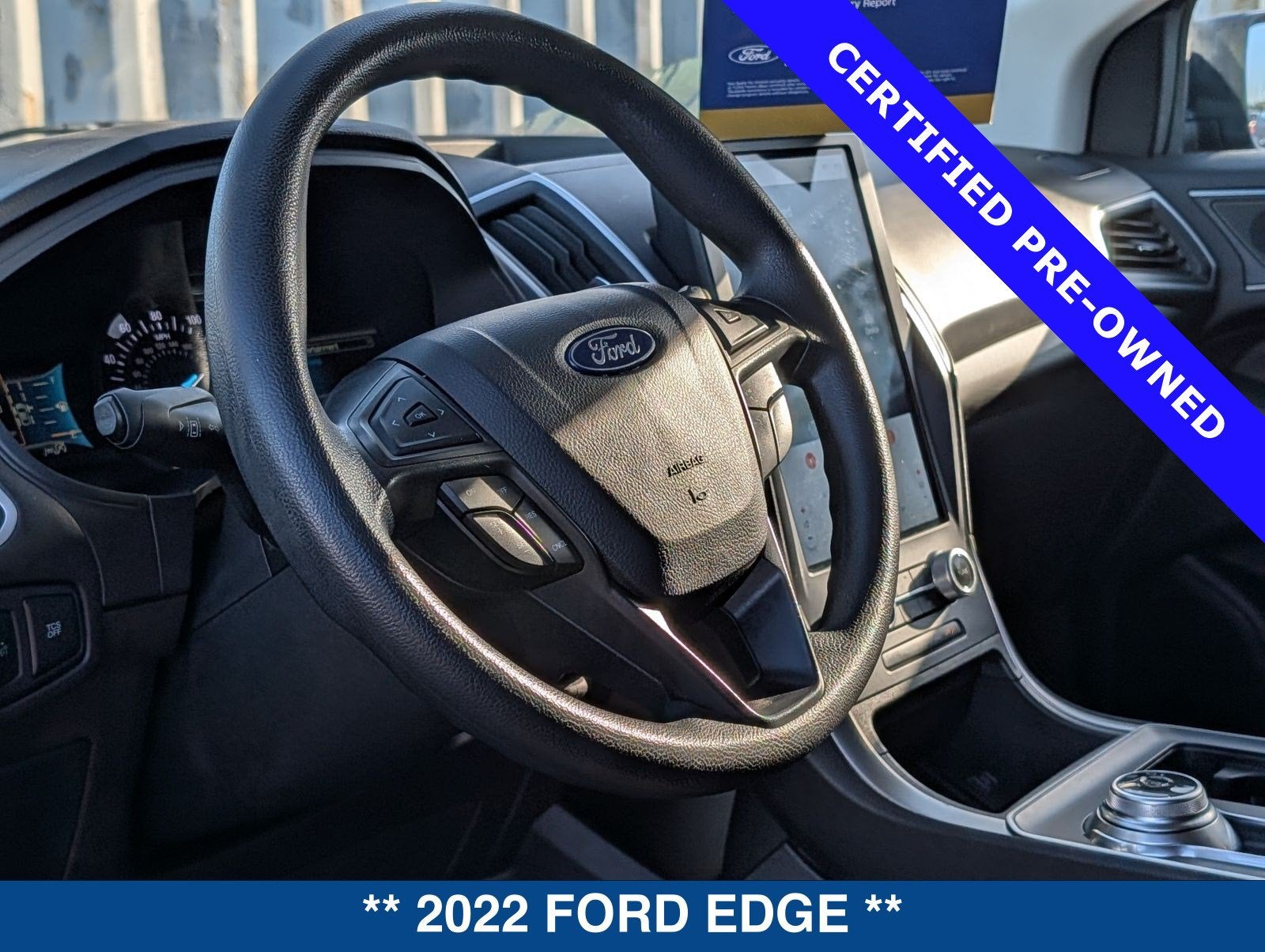 2022 Ford Edge SE