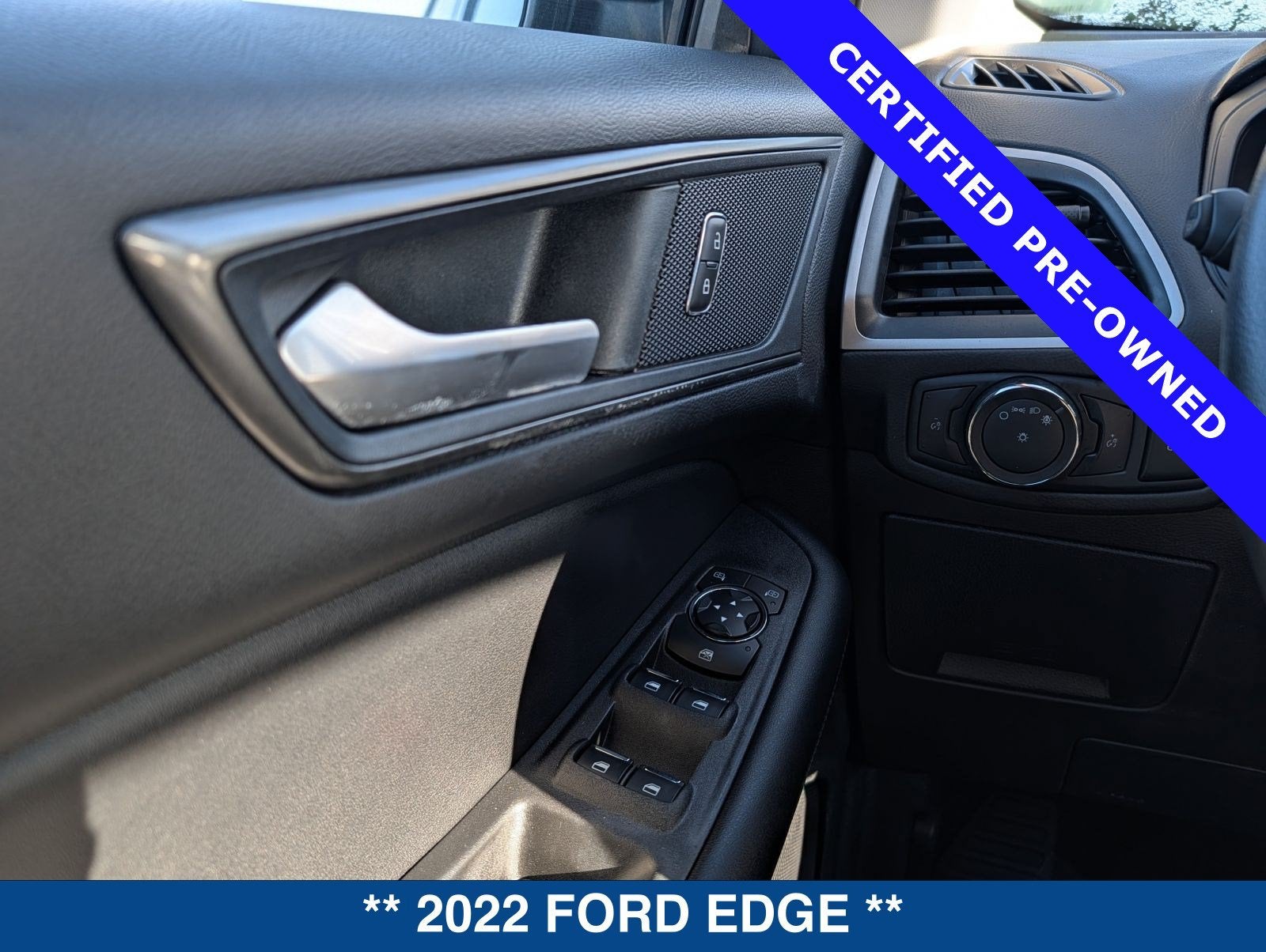2022 Ford Edge SE
