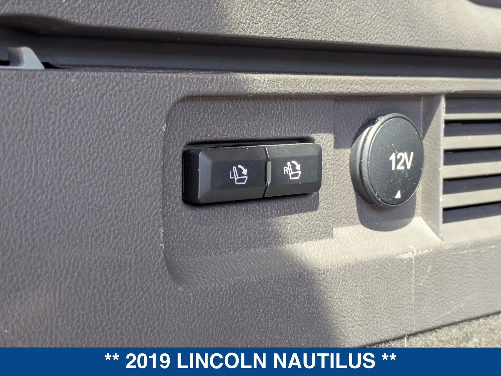 2019 Lincoln Nautilus Select