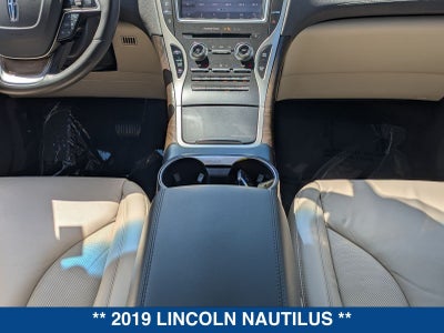 2019 Lincoln Nautilus Select