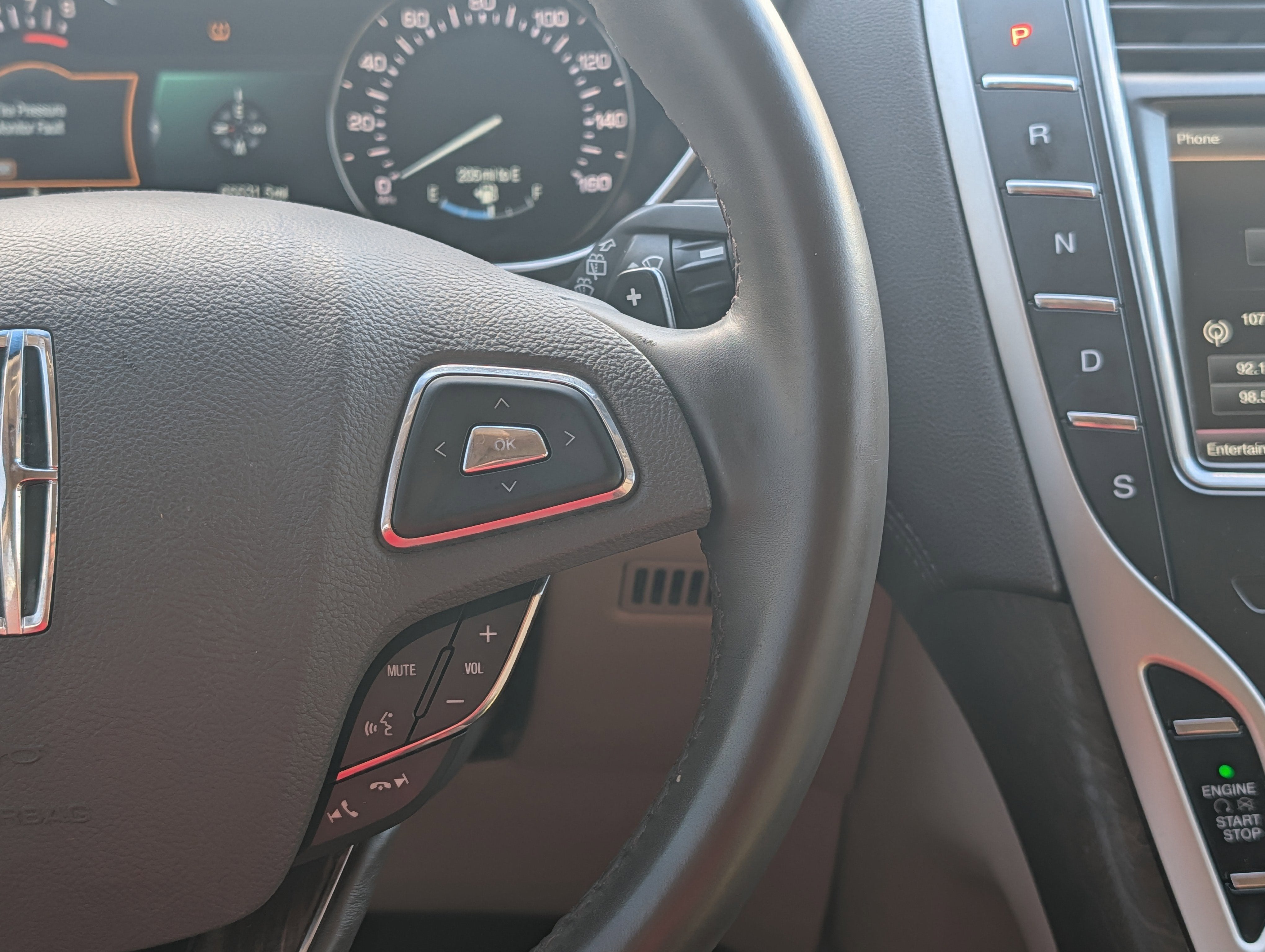 2016 Lincoln MKX Reserve