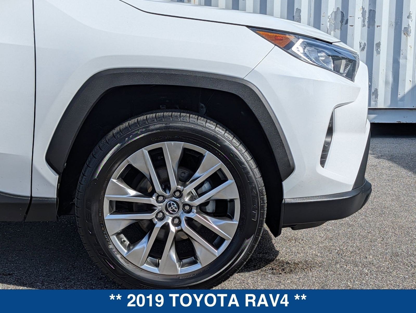 2019 Toyota RAV4 XLE Premium