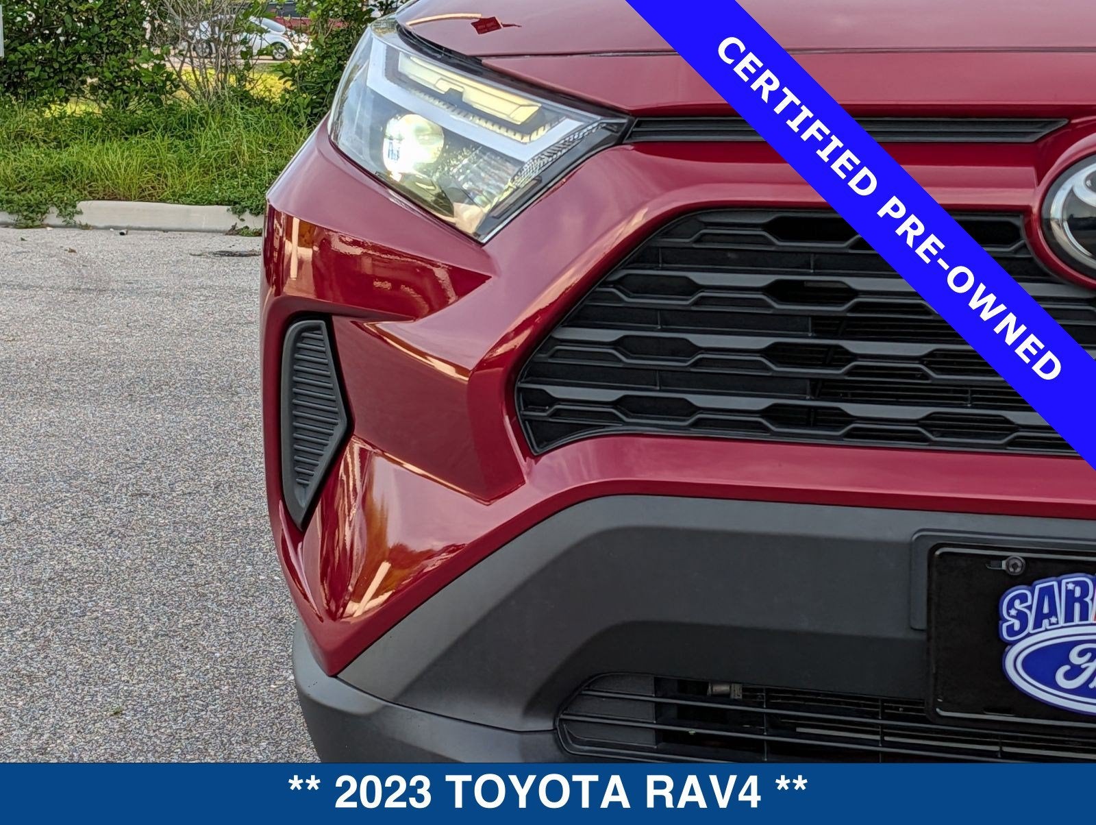 2023 Toyota RAV4 LE