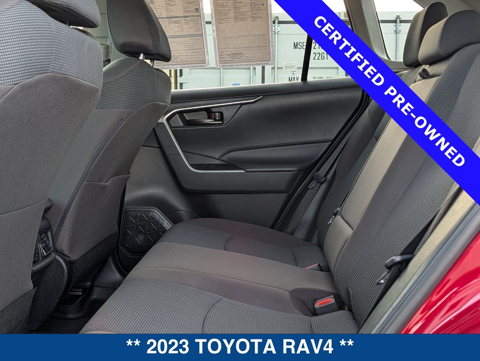 2023 Toyota RAV4 LE