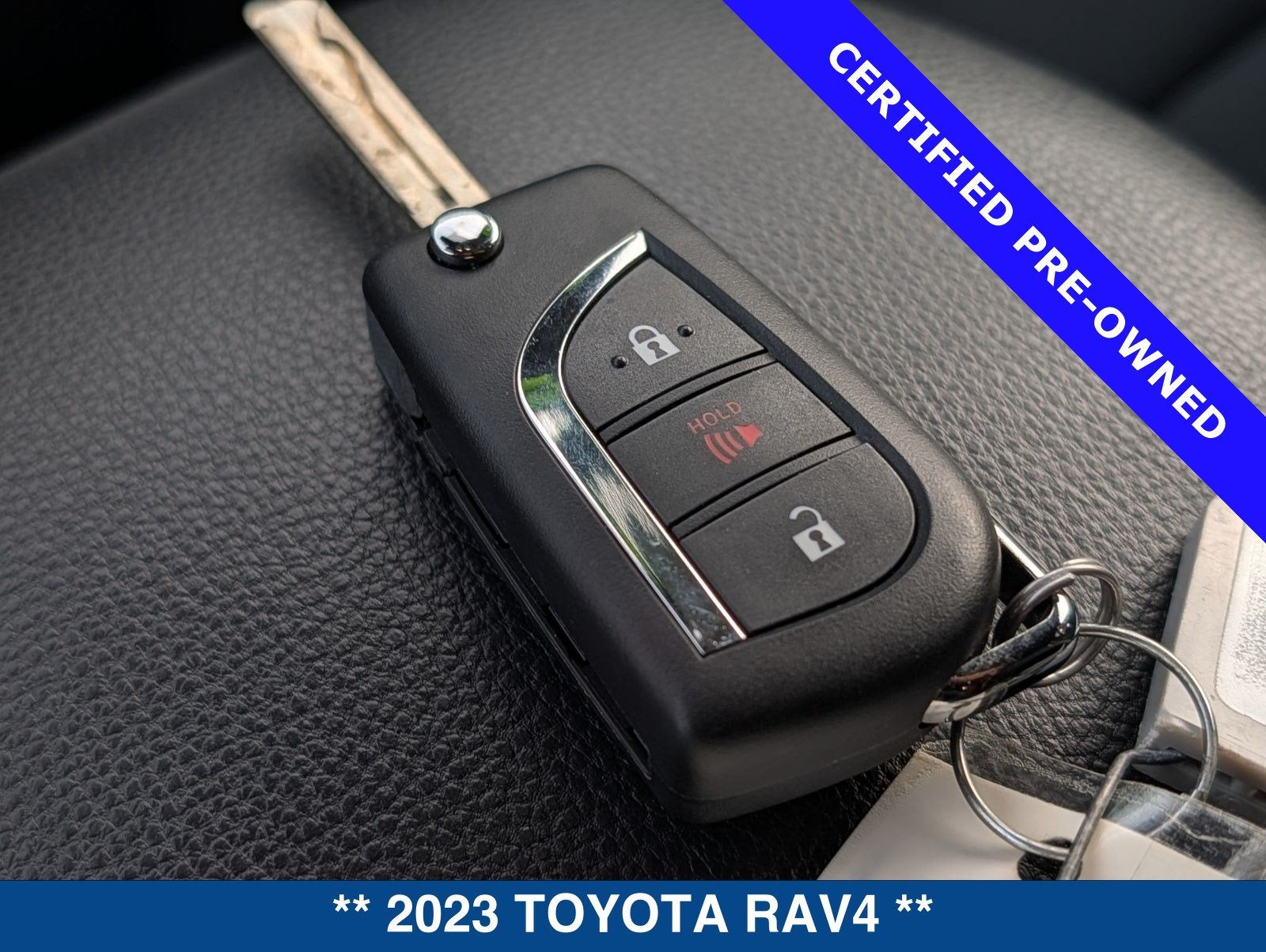 2023 Toyota RAV4 LE