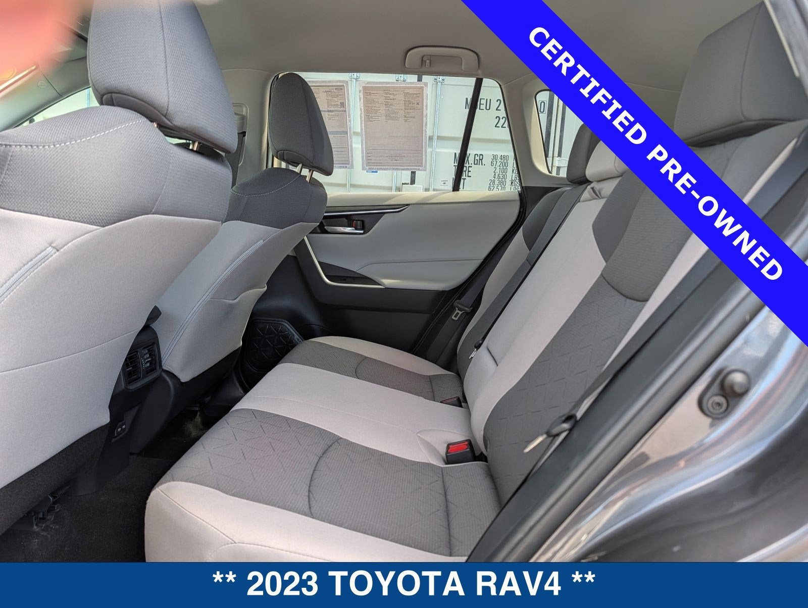 2023 Toyota RAV4 XLE