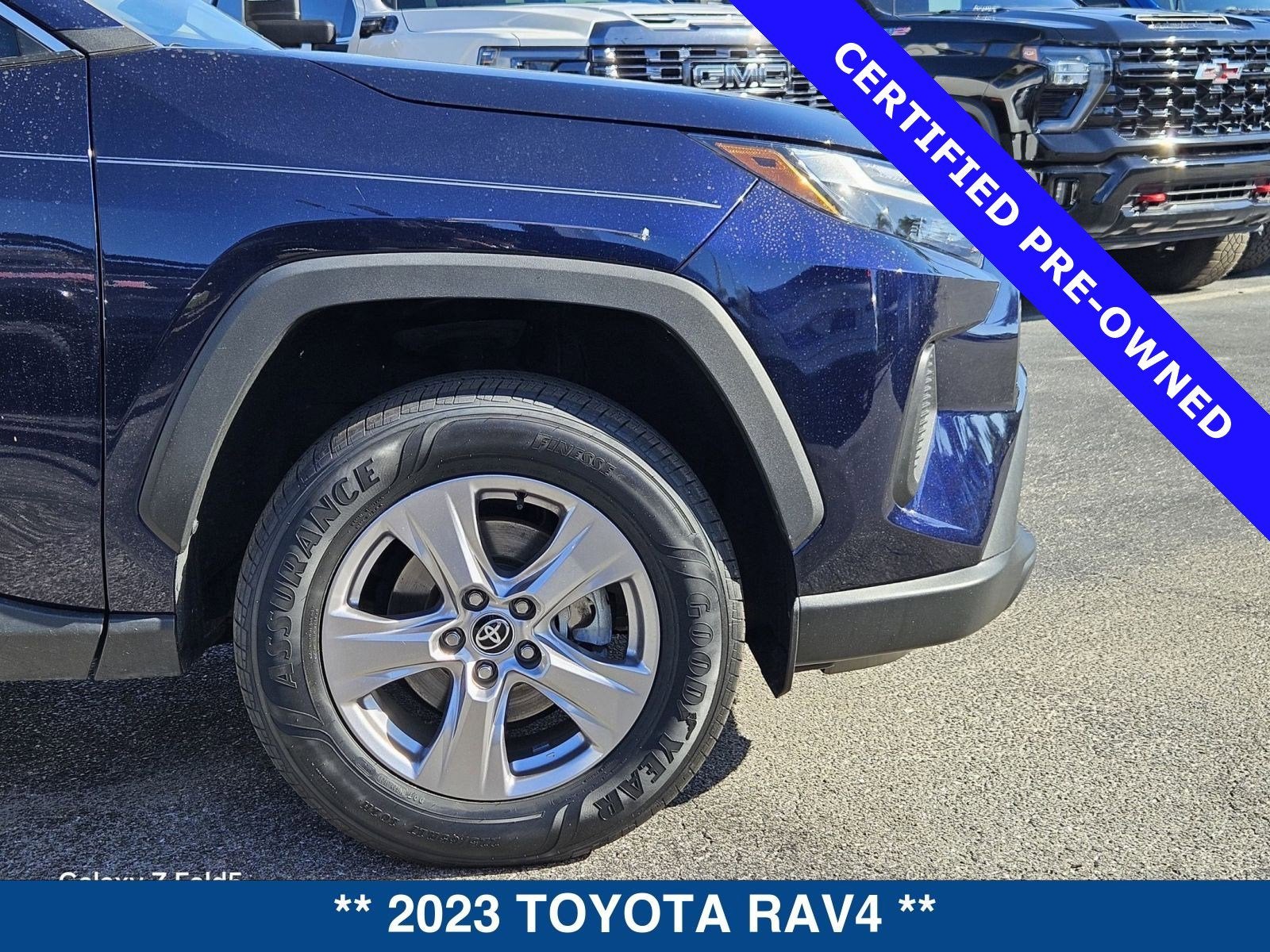2023 Toyota RAV4 XLE