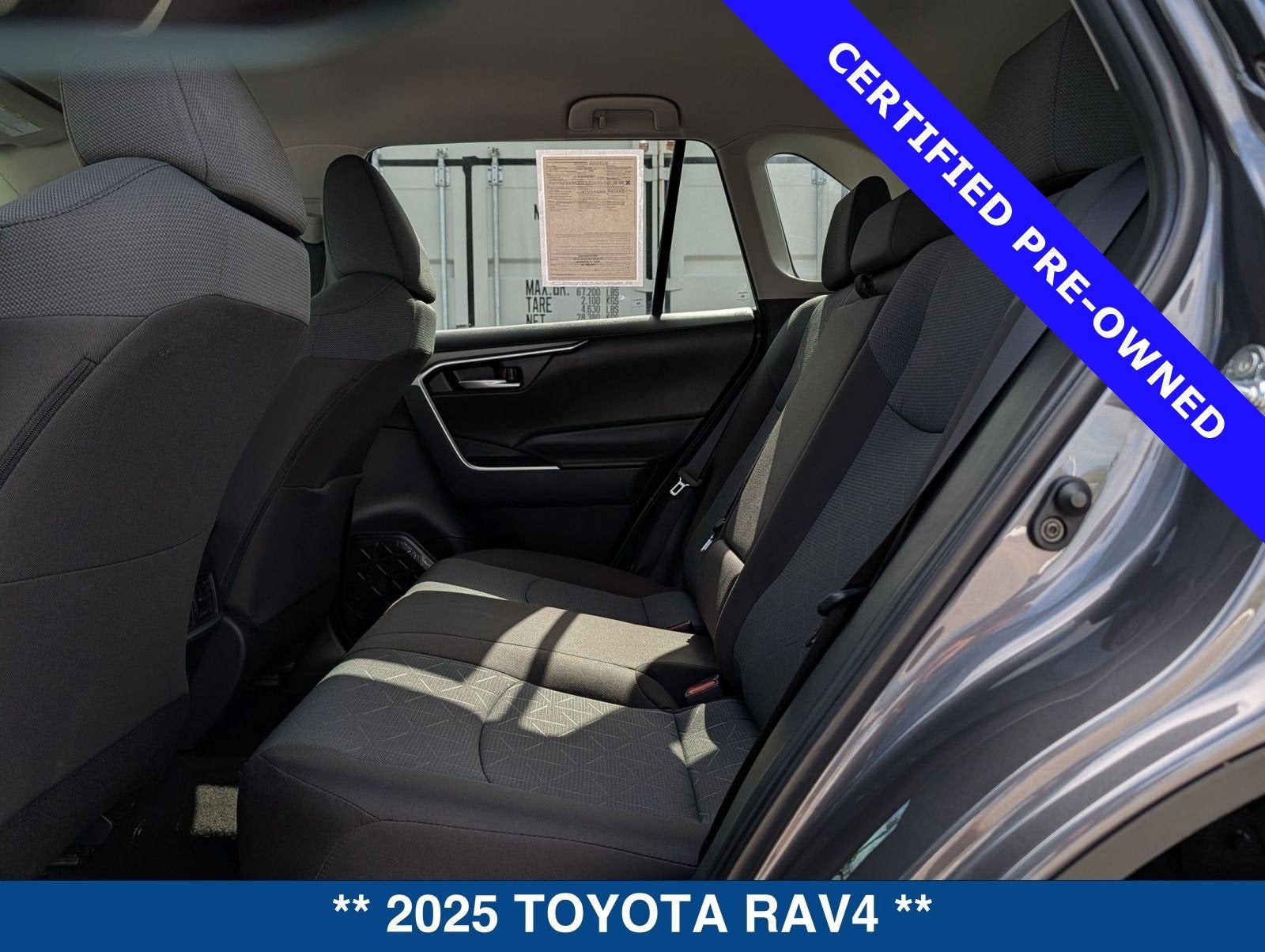 2025 Toyota RAV4 XLE