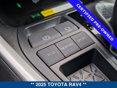 2025 Toyota RAV4 XLE