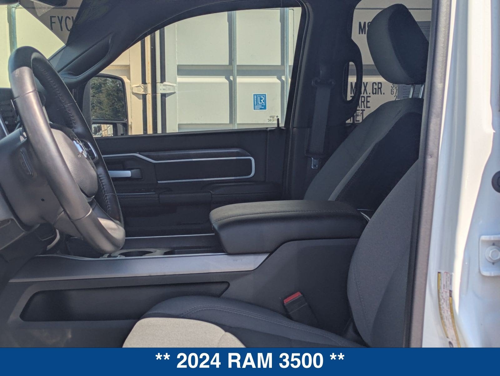 2024 RAM 3500 Big Horn