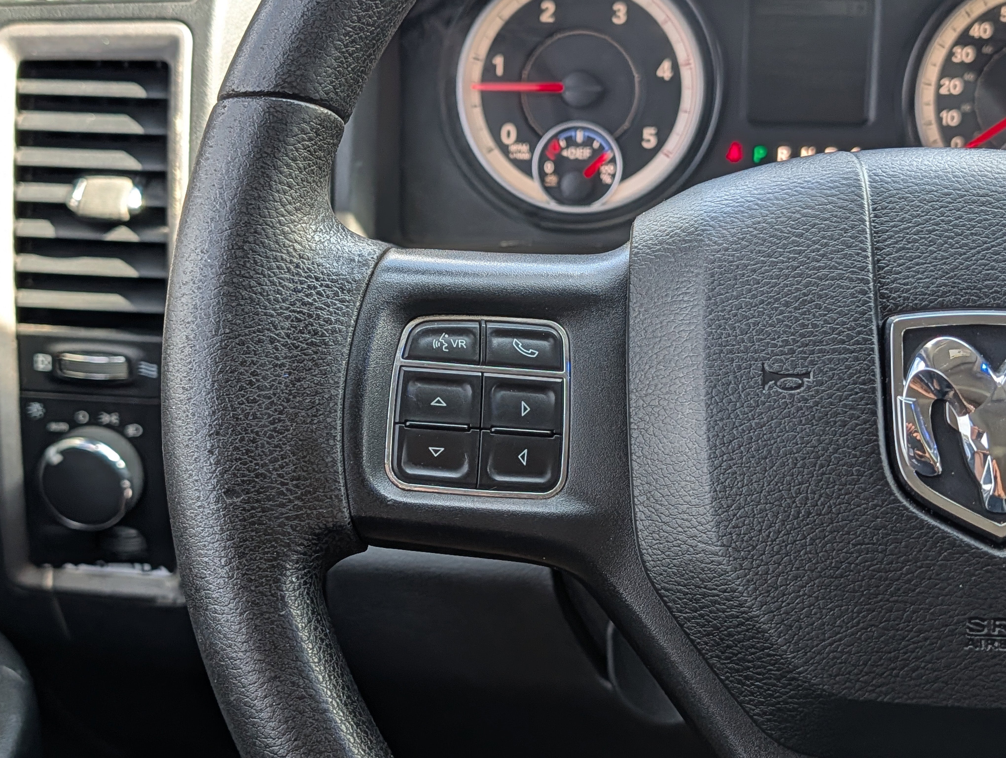 2016 RAM 3500 Chassis Cab Tradesman/SLT/Laramie