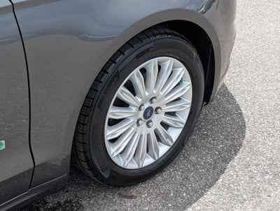 2016 Ford Fusion Hybrid SE