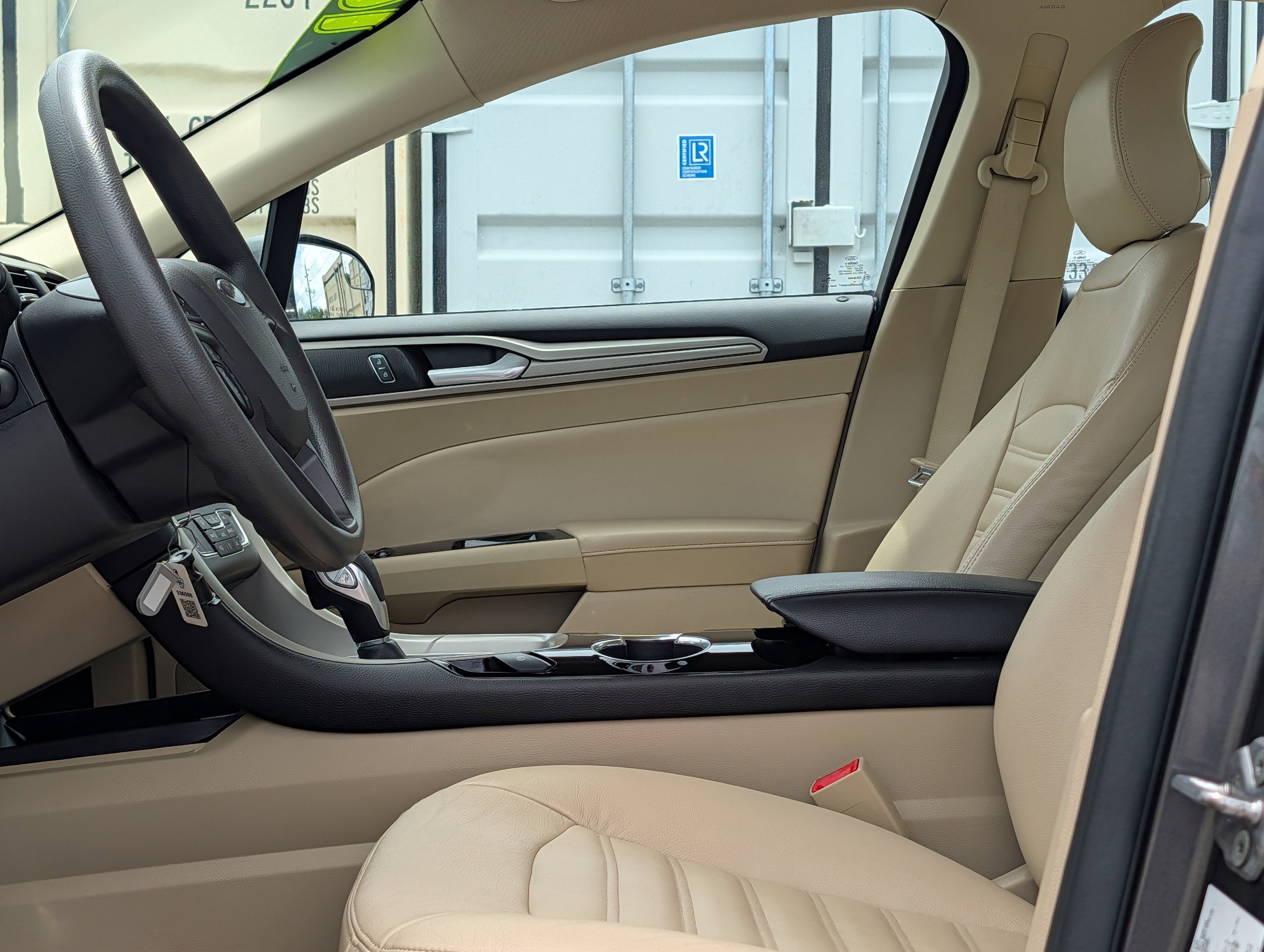2016 Ford Fusion Hybrid SE