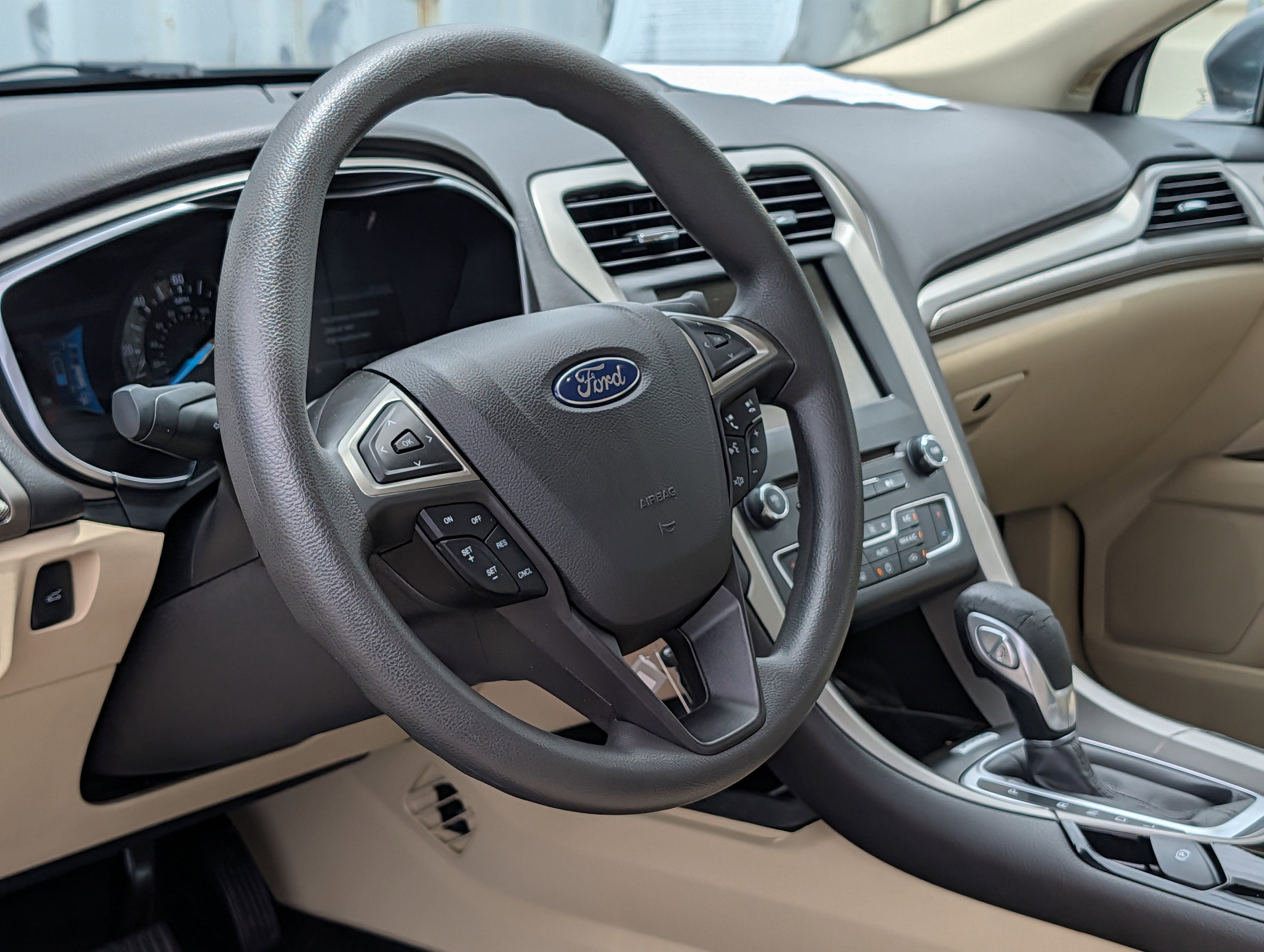 2016 Ford Fusion Hybrid SE