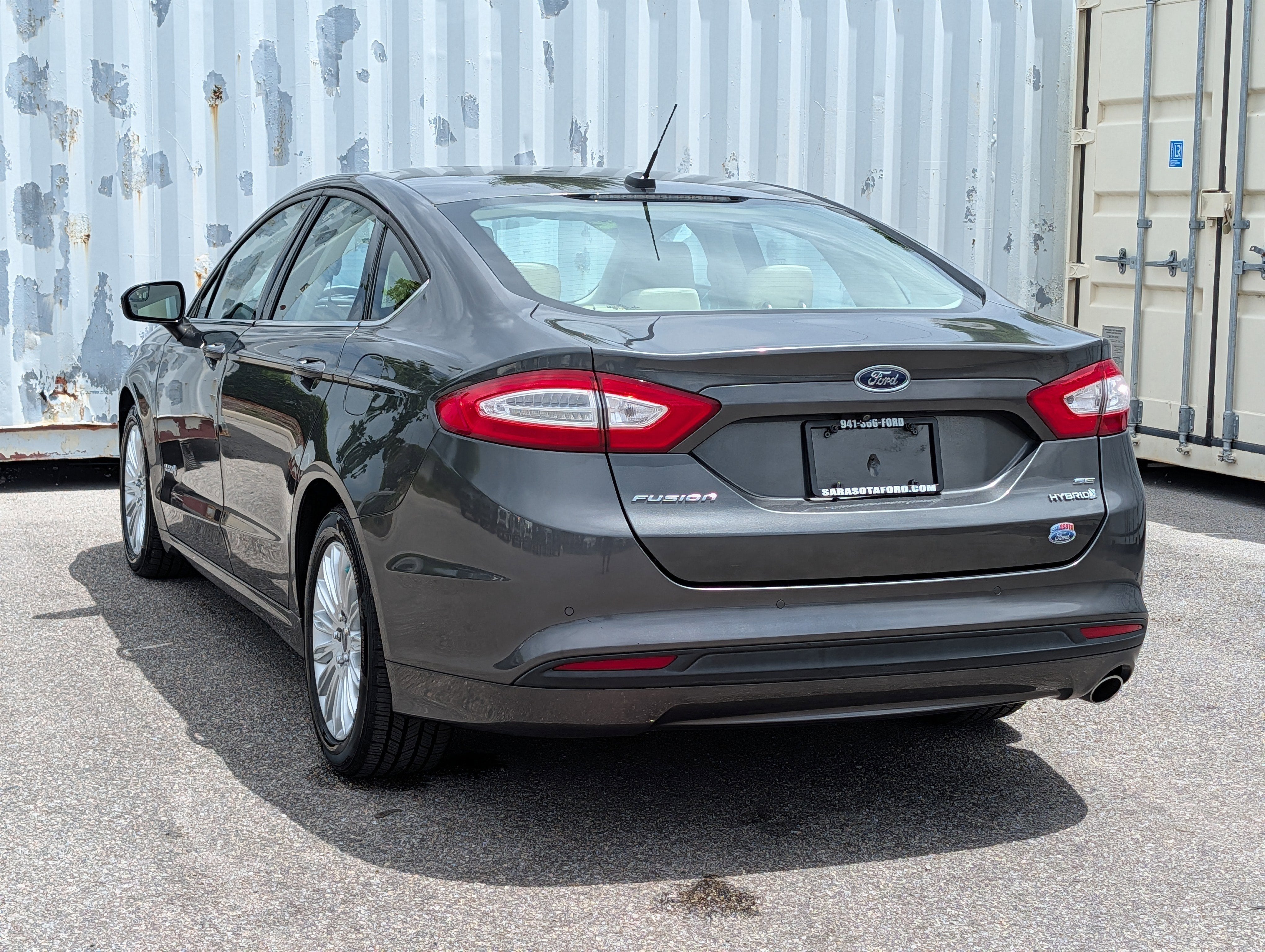 2016 Ford Fusion Hybrid SE