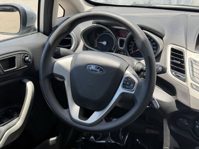 2013 Ford Fiesta SE