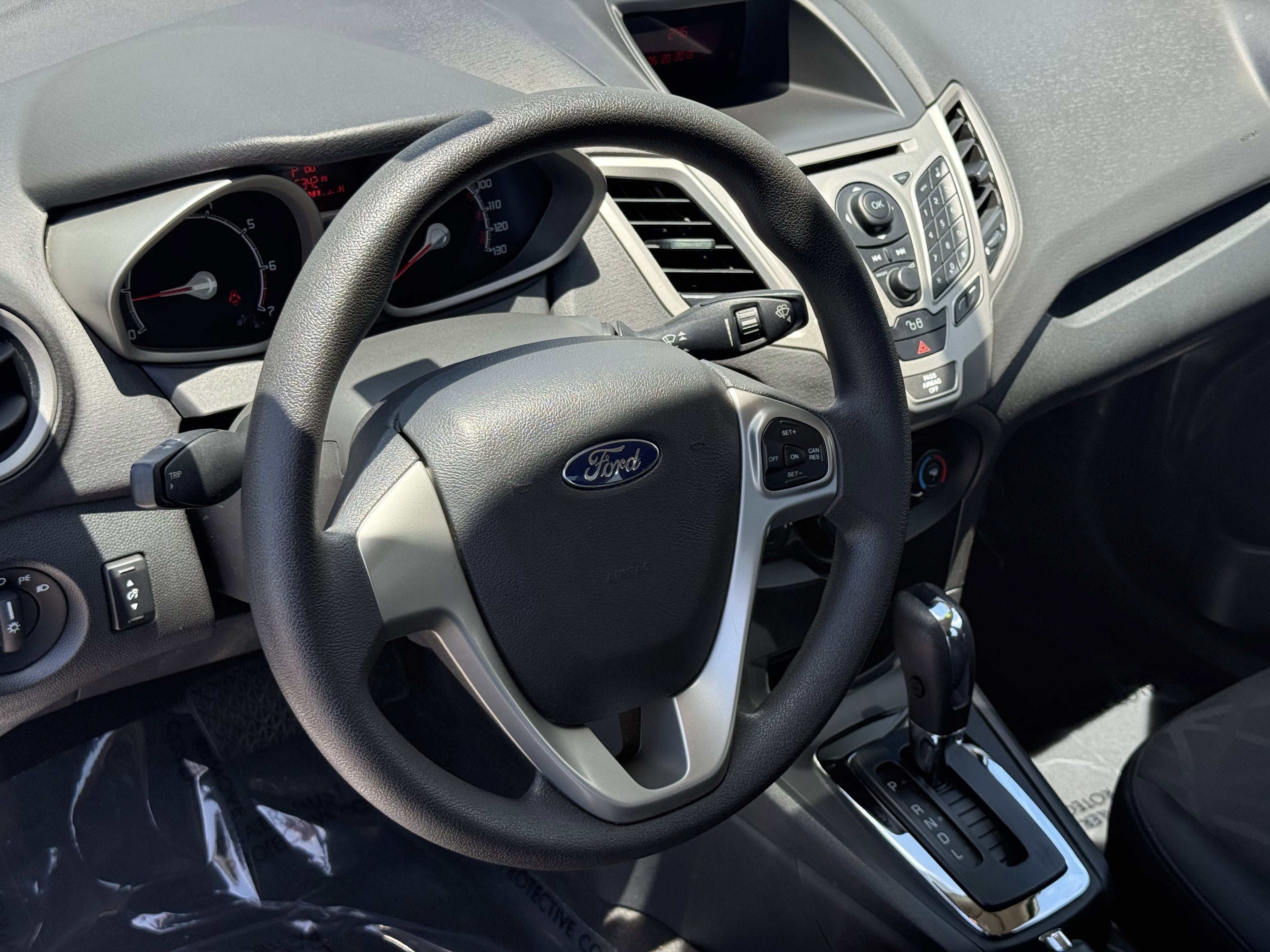 2013 Ford Fiesta SE