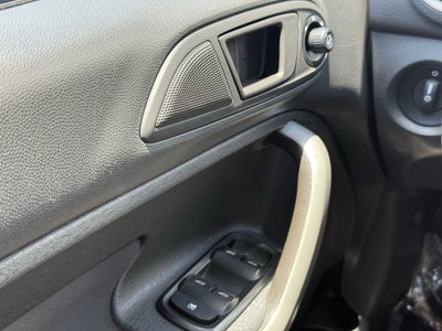 2013 Ford Fiesta SE