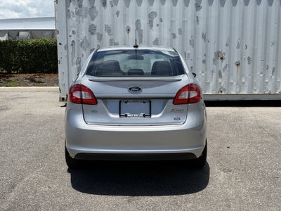 2013 Ford Fiesta SE