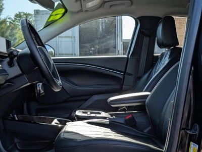 2025 Ford Mustang Mach-E Select