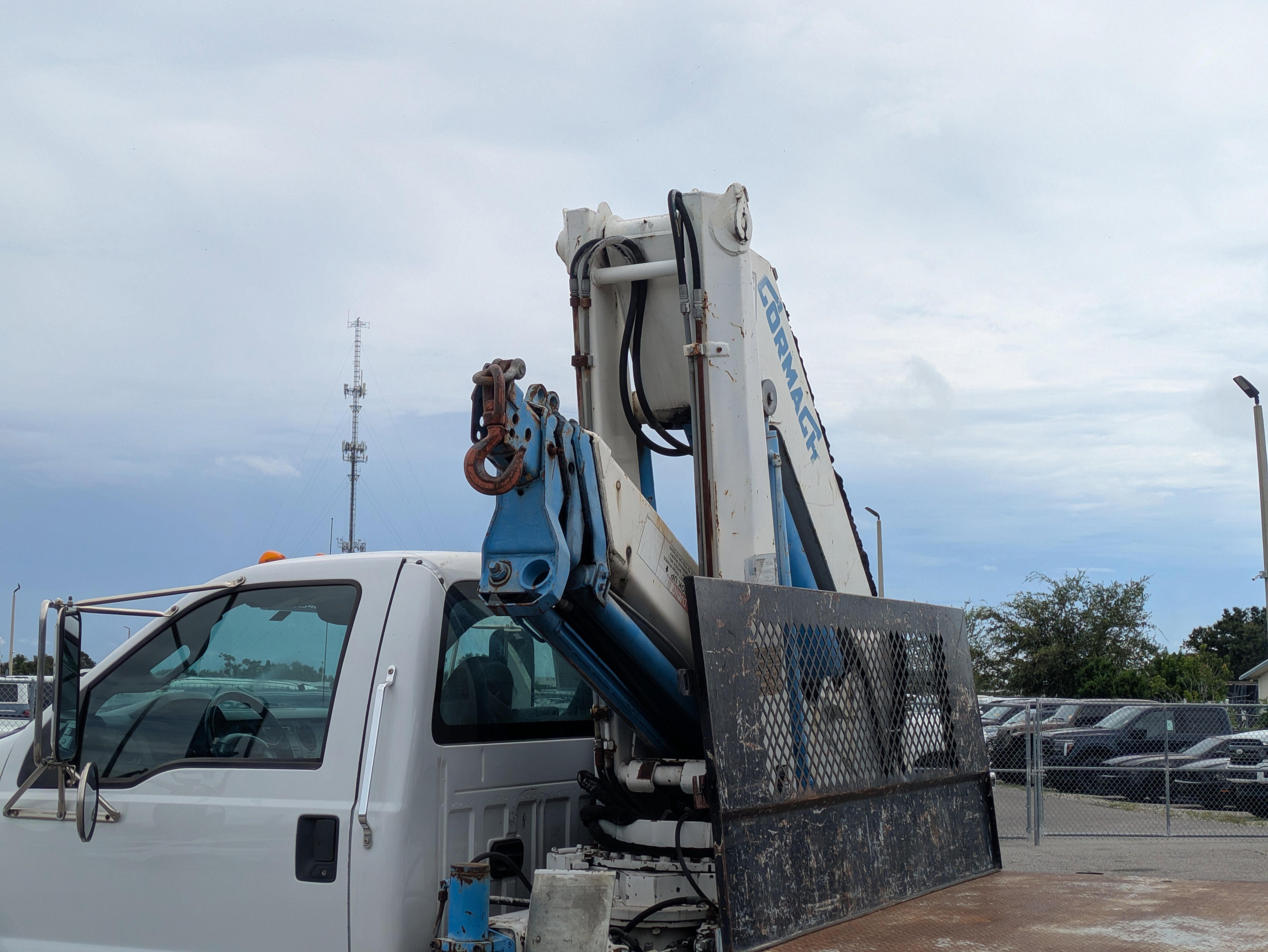 2011 Ford F-650 Chassis Cab XL