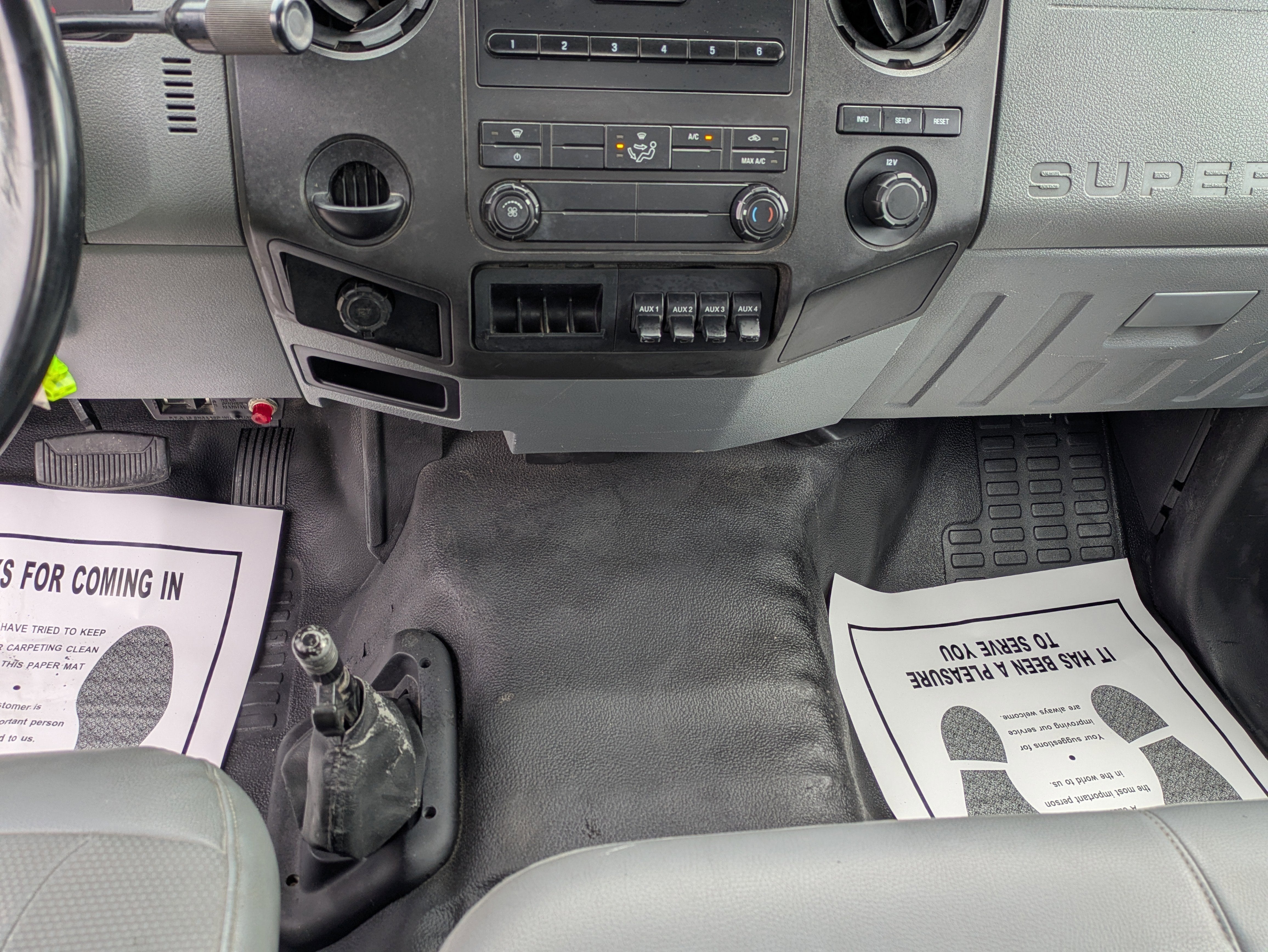 2011 Ford F-650 Chassis Cab XL