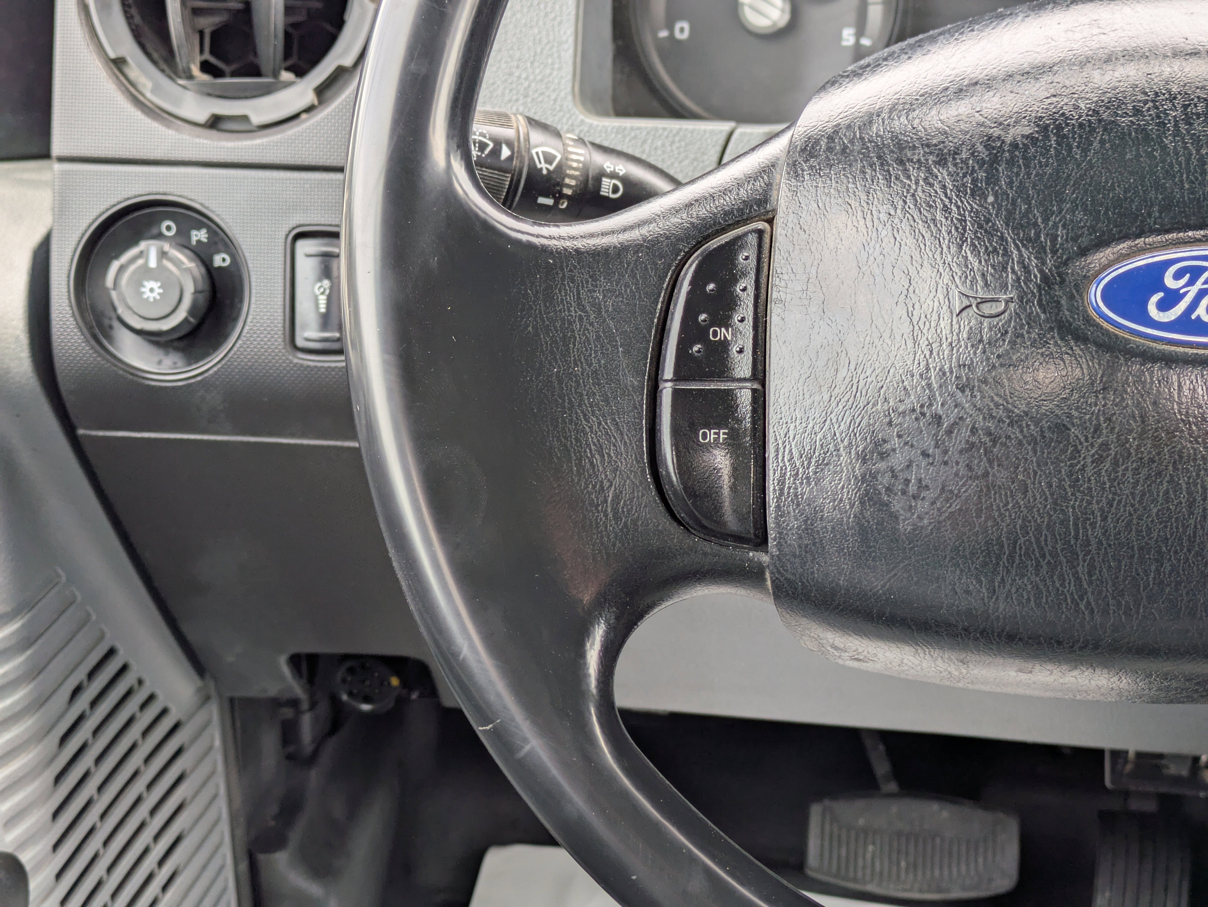 2011 Ford F-650 Chassis Cab XL