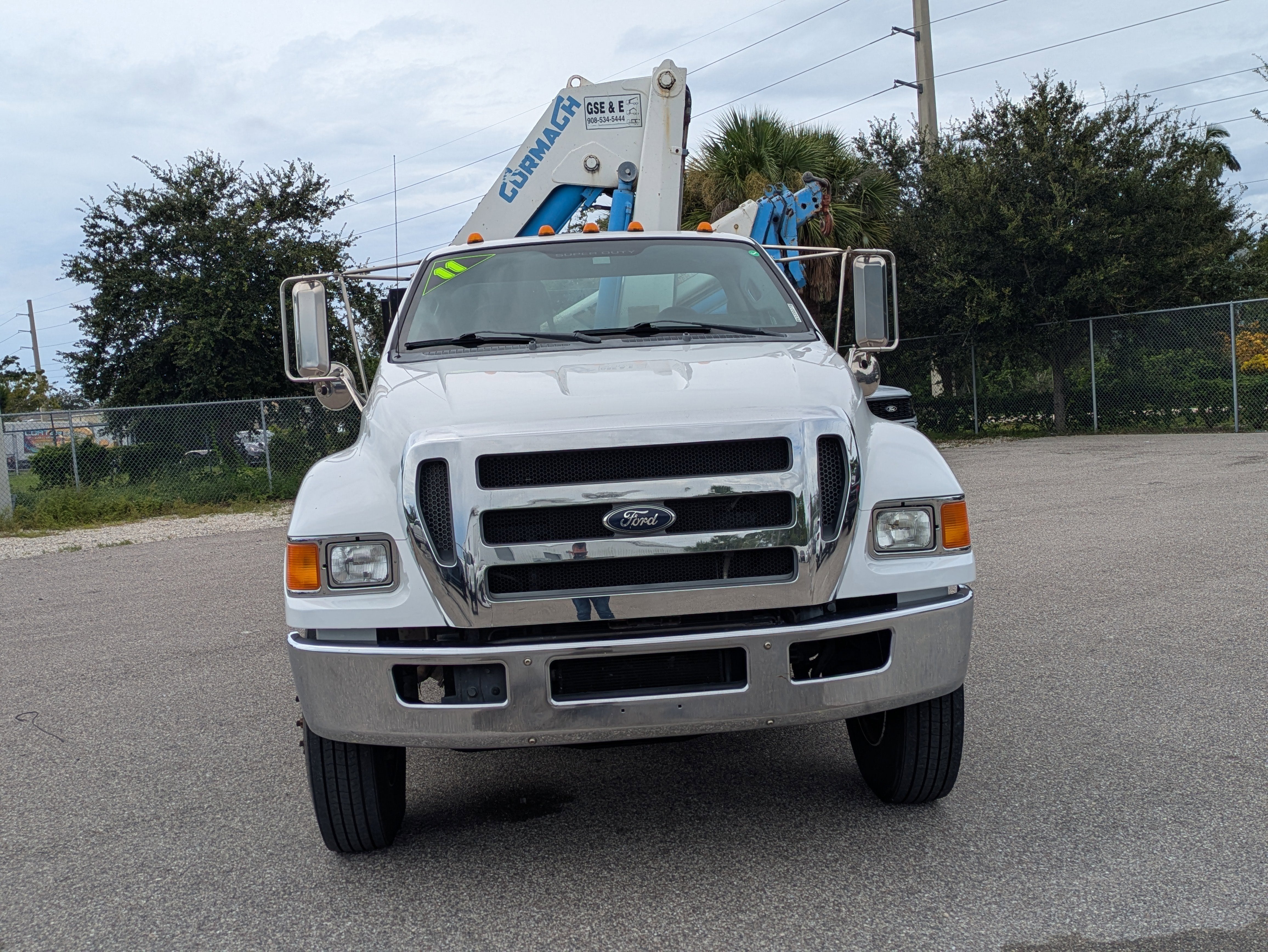 2011 Ford F-650 Chassis Cab XL