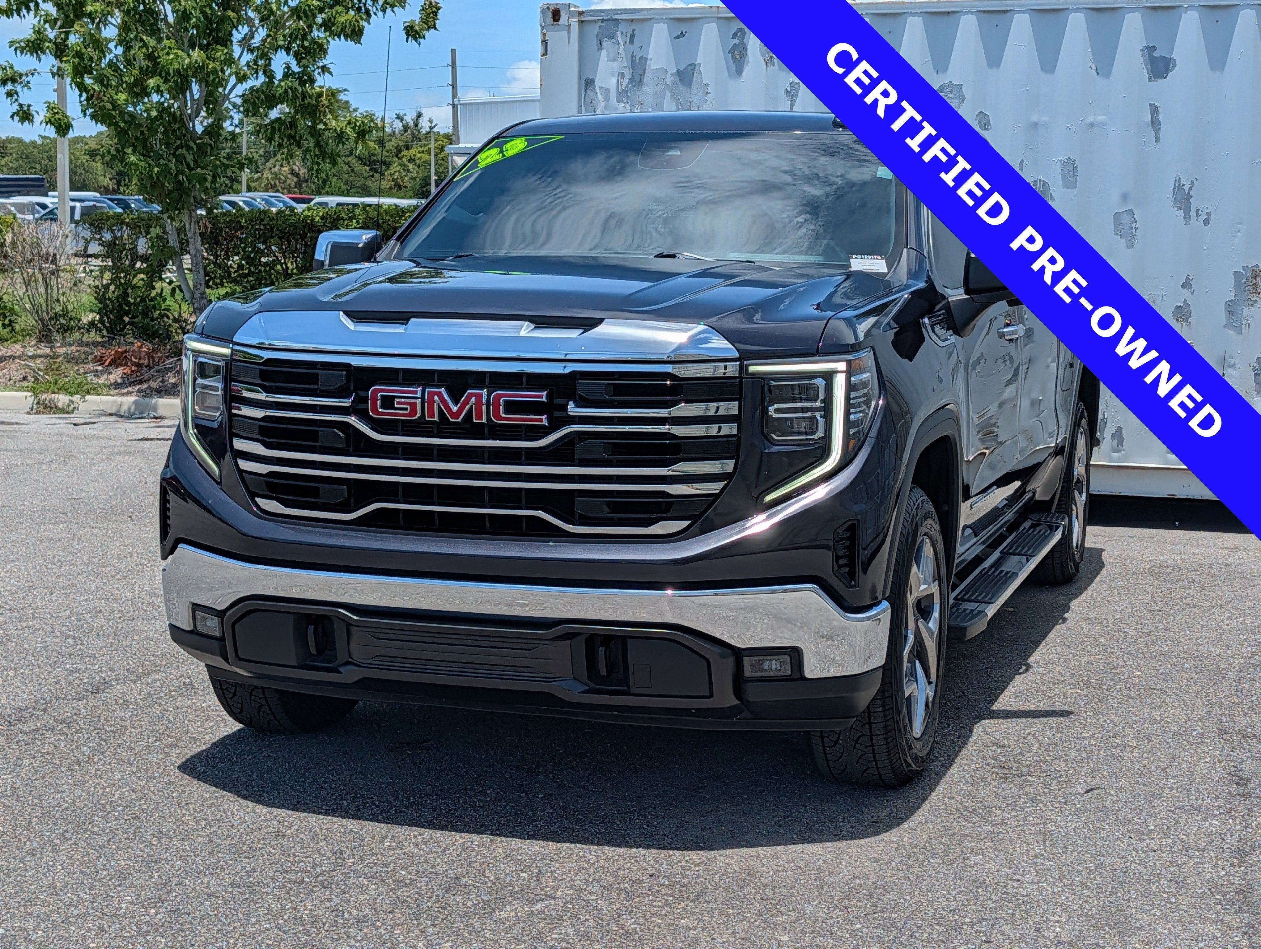 2023 GMC Sierra 1500 SLT
