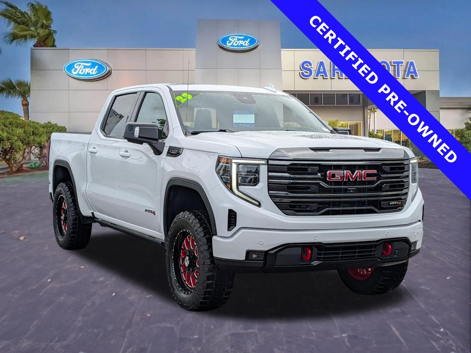 2023 GMC Sierra 1500 AT4