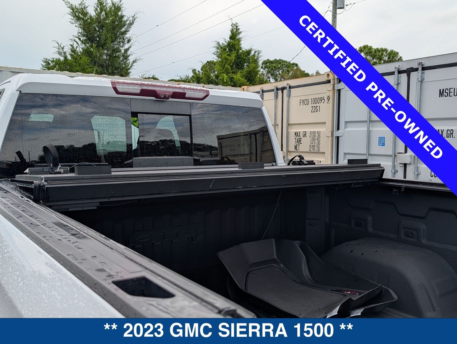 2023 GMC Sierra 1500 AT4