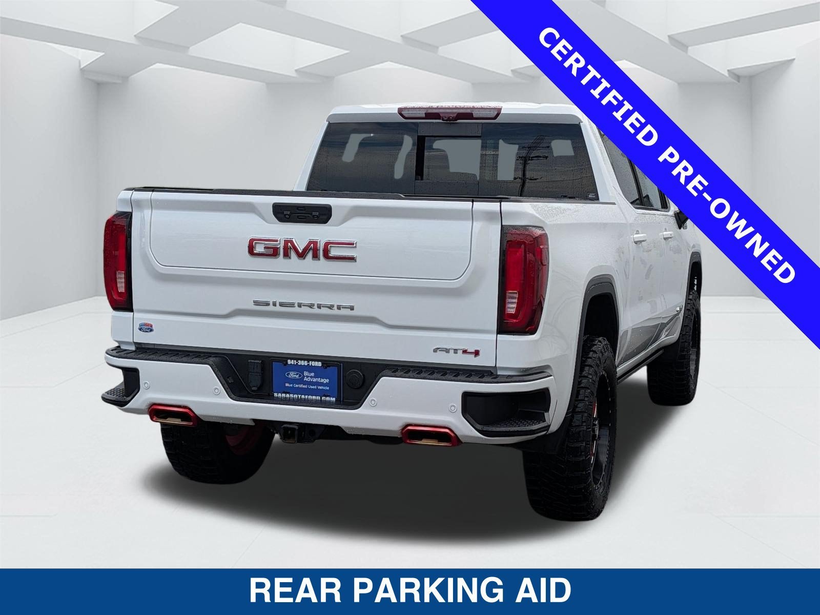2023 GMC Sierra 1500 AT4