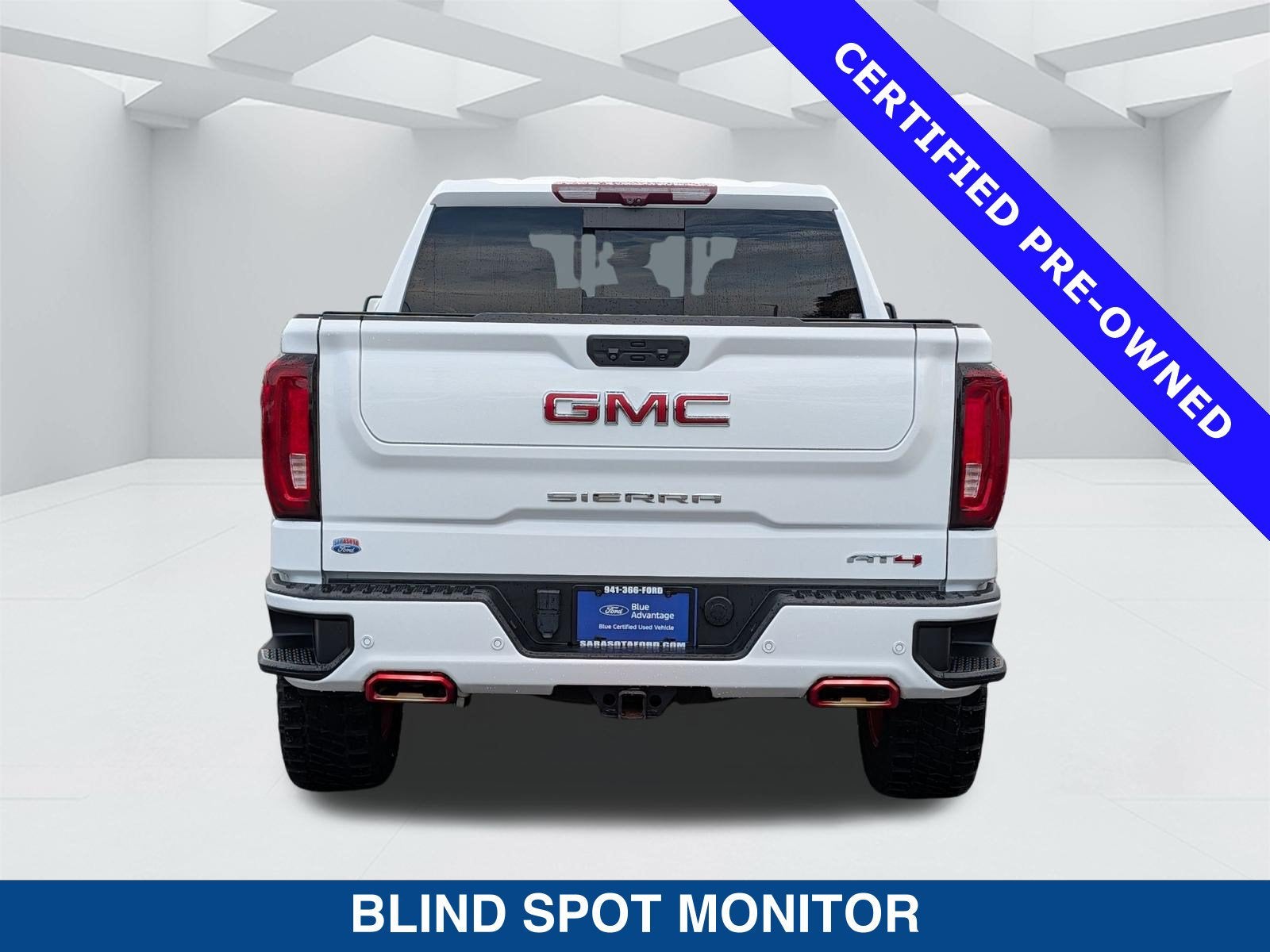 2023 GMC Sierra 1500 AT4