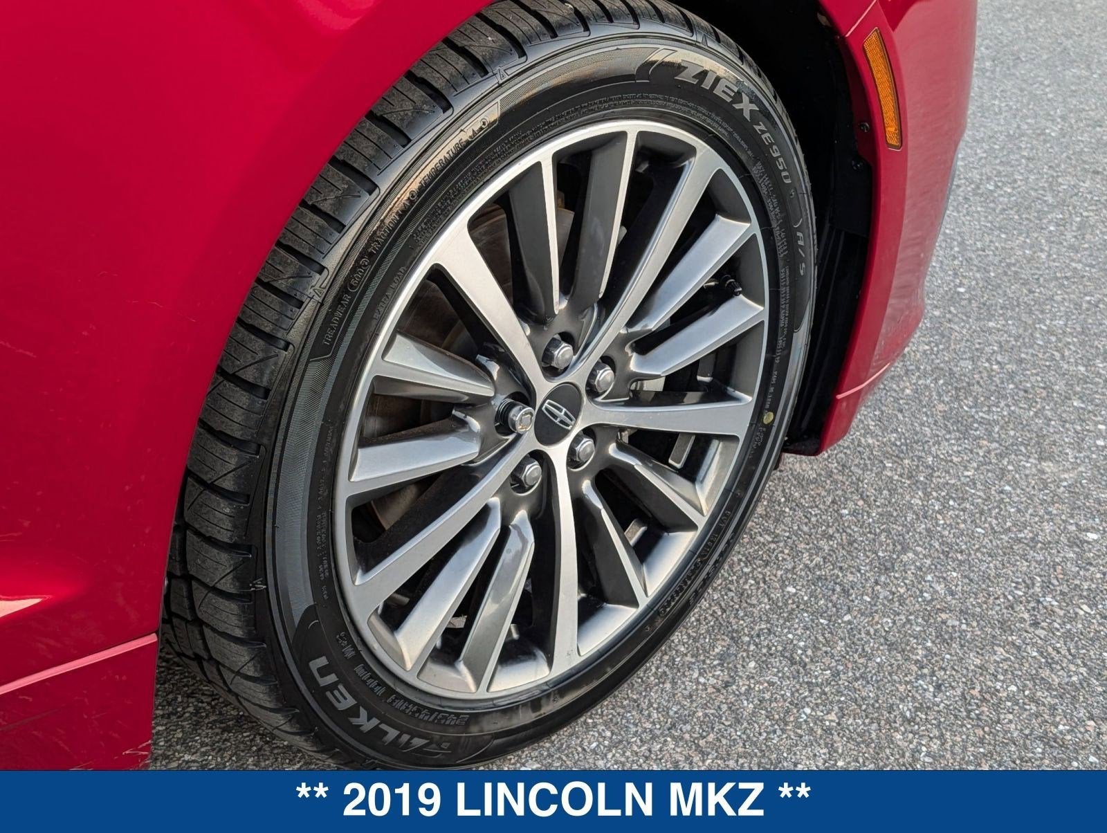 2019 Lincoln MKZ Hybrid Standard