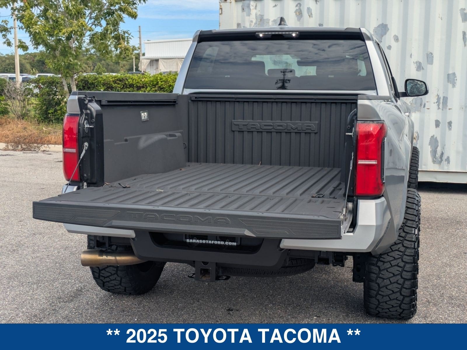 2025 Toyota Tacoma SR5