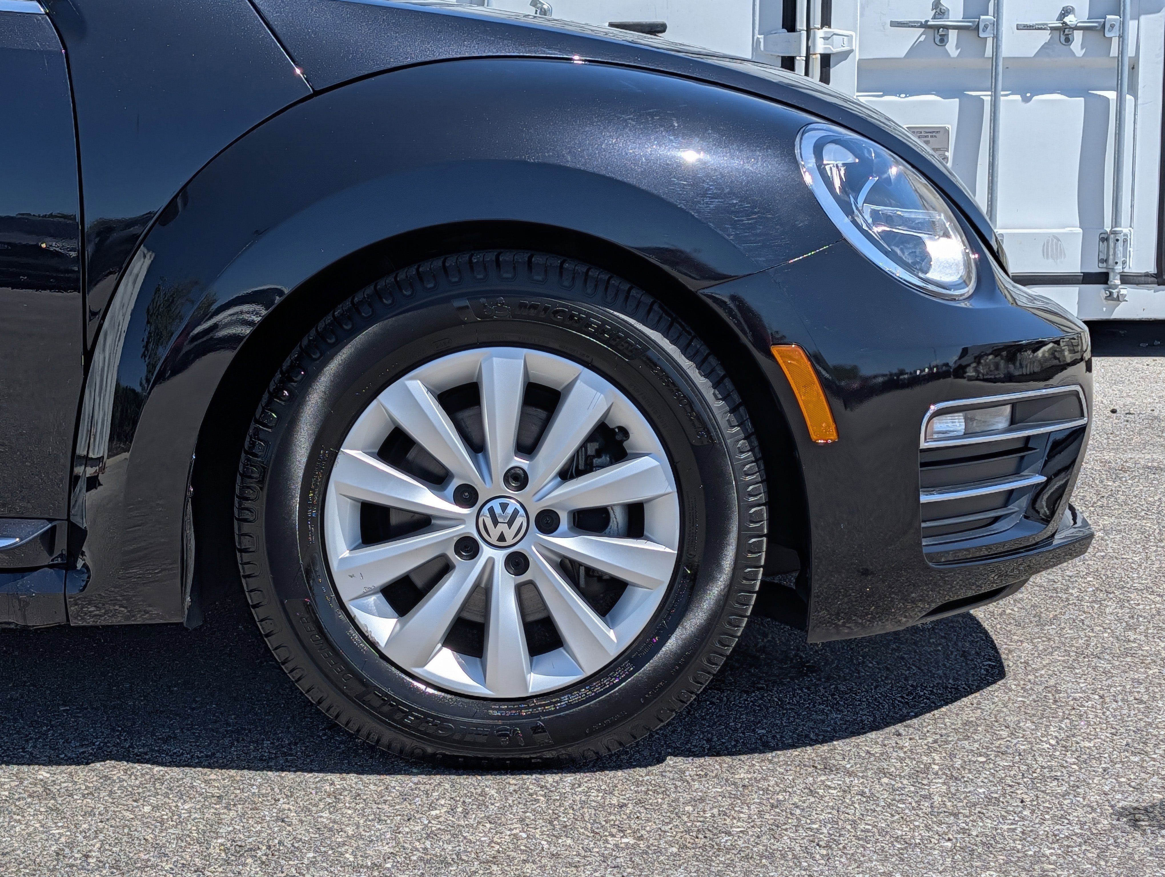 2018 Volkswagen Beetle 2.0T S