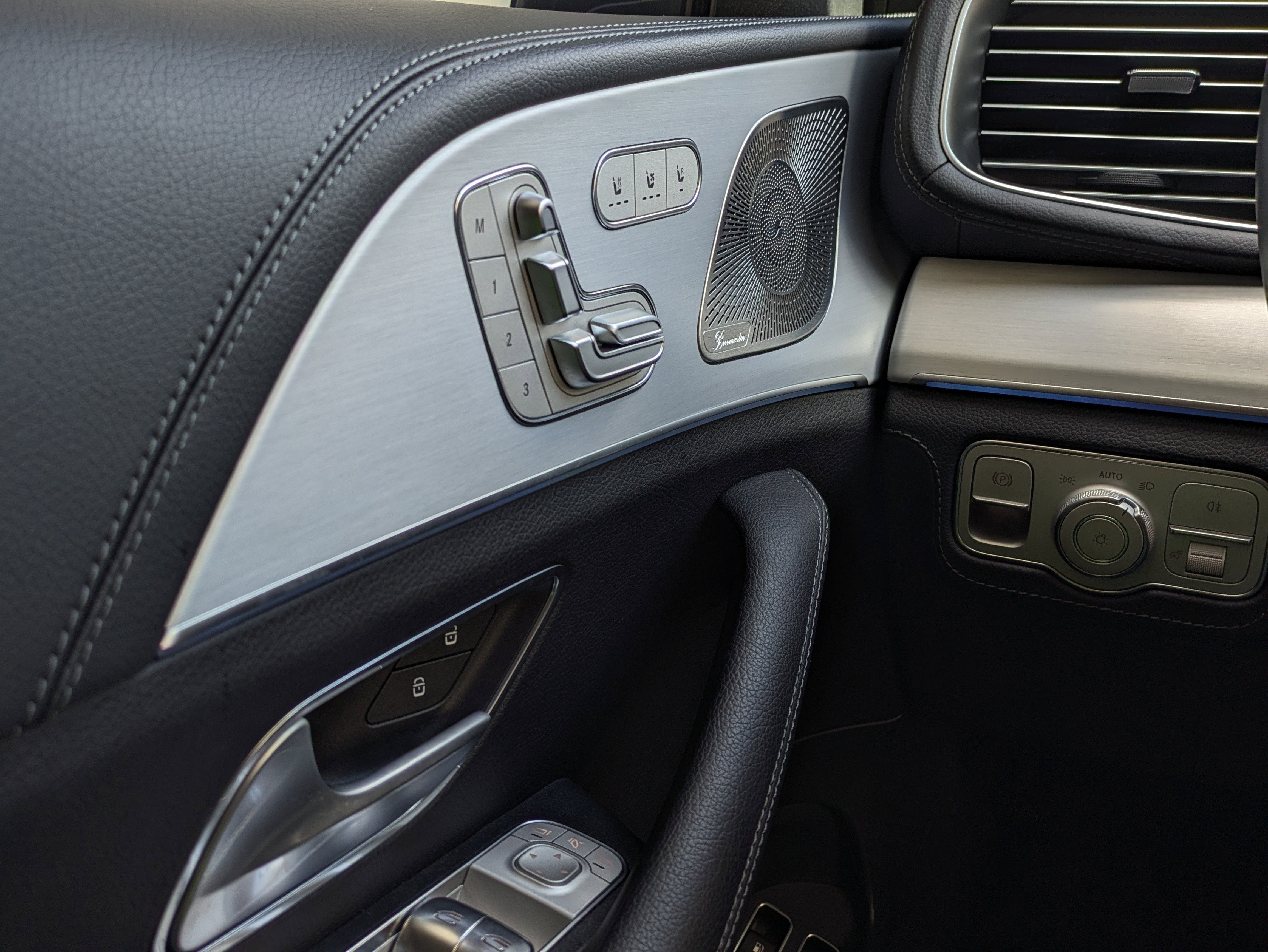 2025 Mercedes-Benz GLE 450e Base 4MATIC®