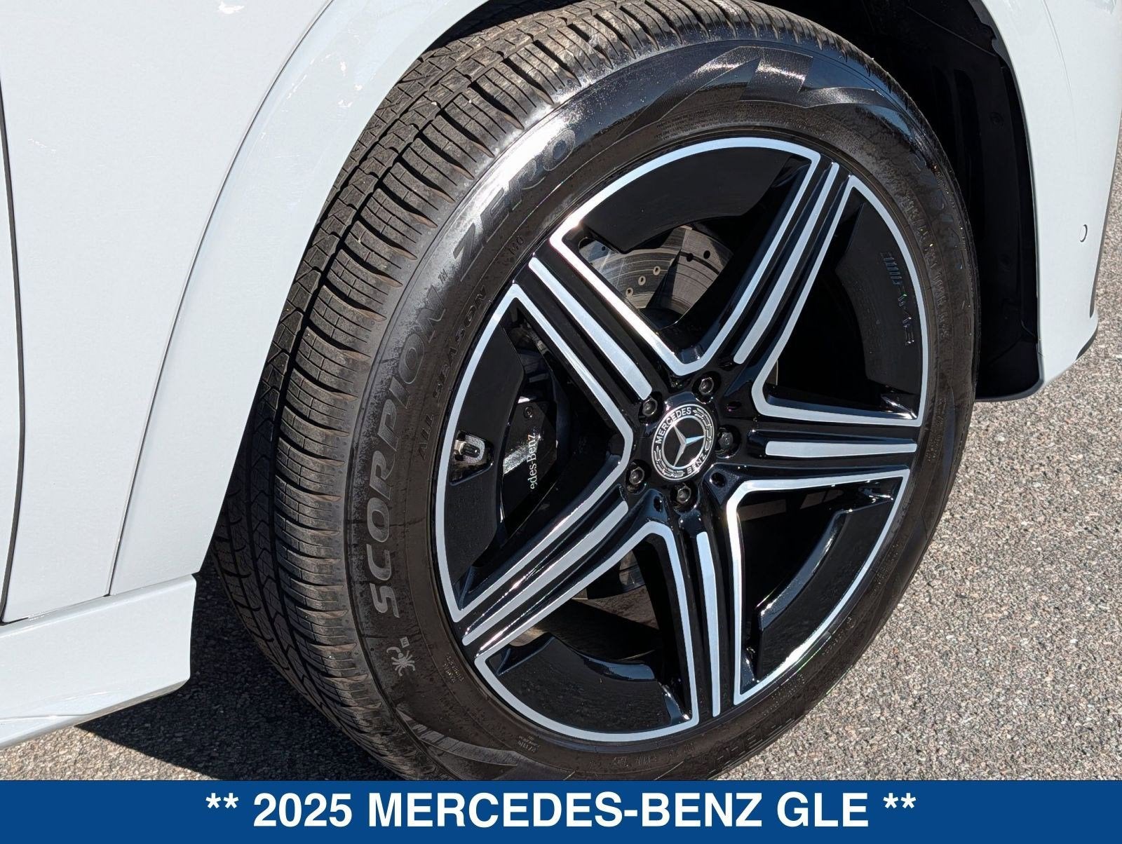 2025 Mercedes-Benz GLE 450 Base 4MATIC®