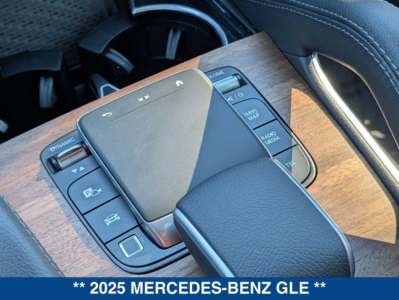 2025 Mercedes-Benz GLE 450 Base 4MATIC®