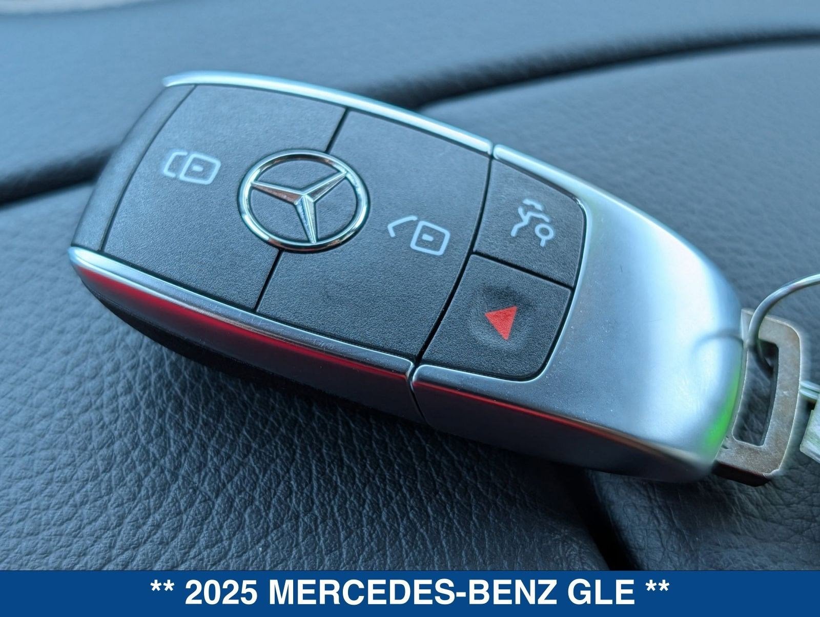2025 Mercedes-Benz GLE 450 Base 4MATIC®