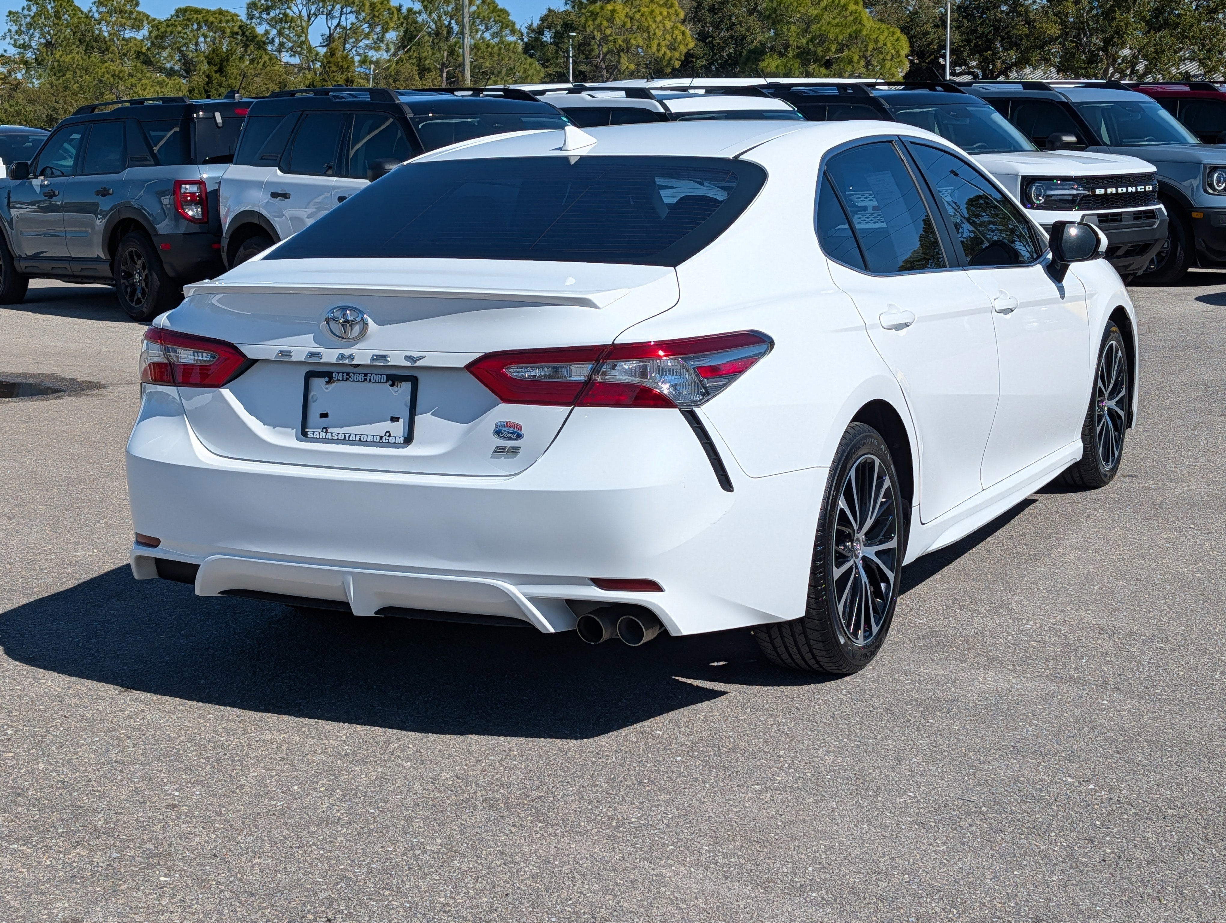 2019 Toyota Camry SE