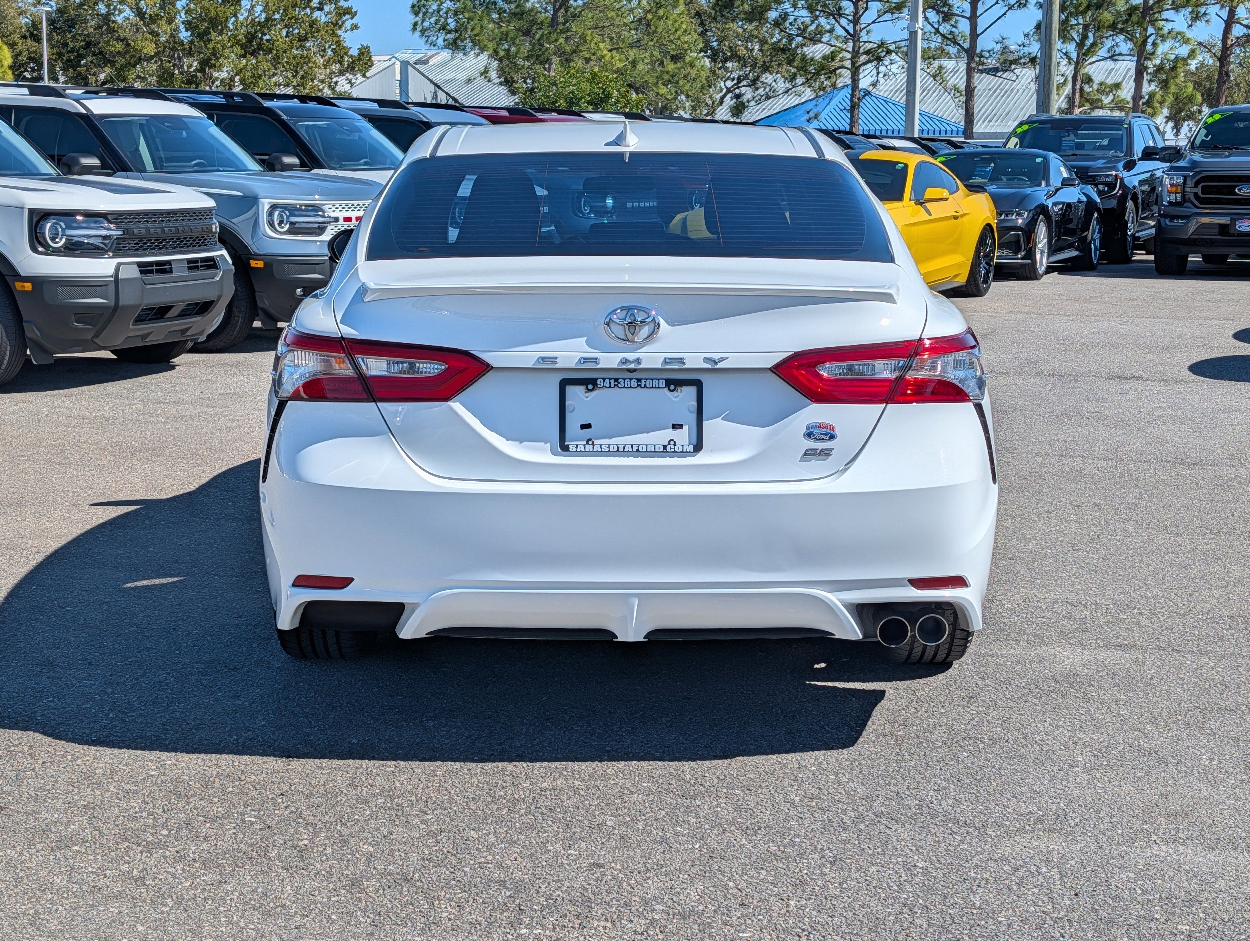 2019 Toyota Camry SE