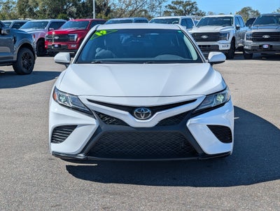 2019 Toyota Camry SE