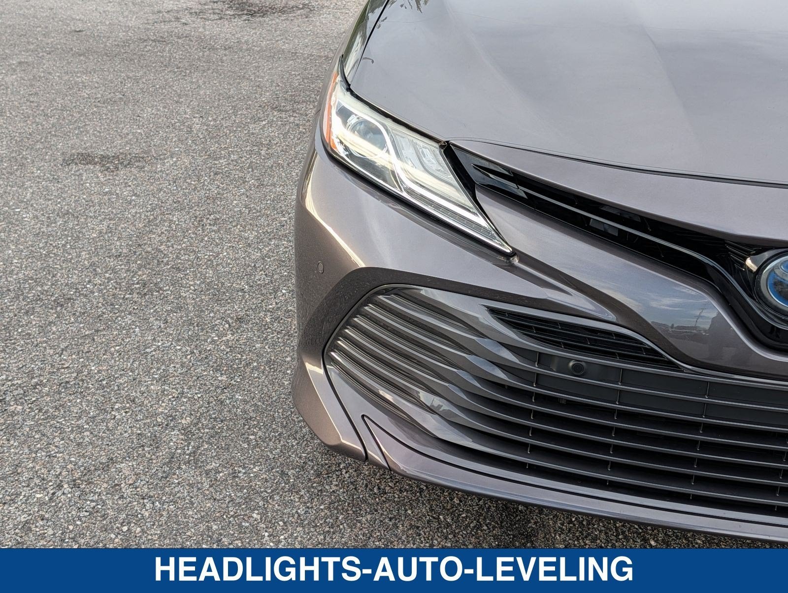 2018 Toyota Camry Hybrid XLE