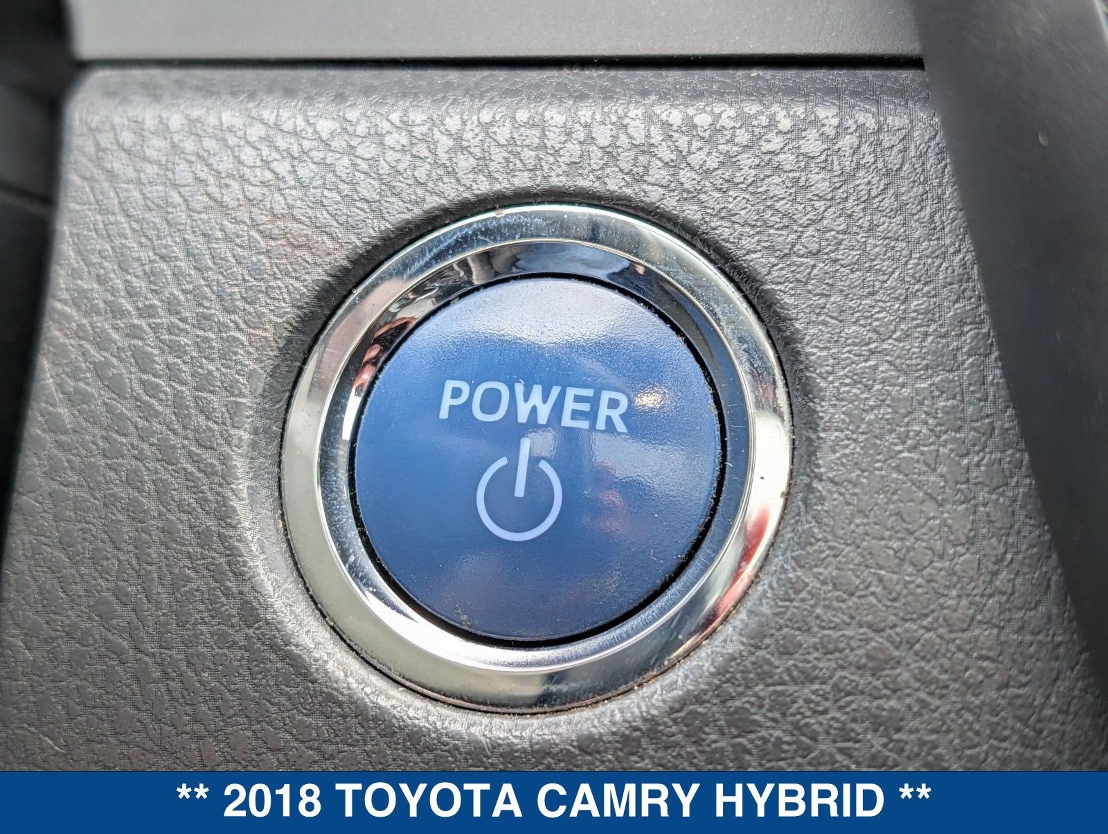 2018 Toyota Camry Hybrid XLE
