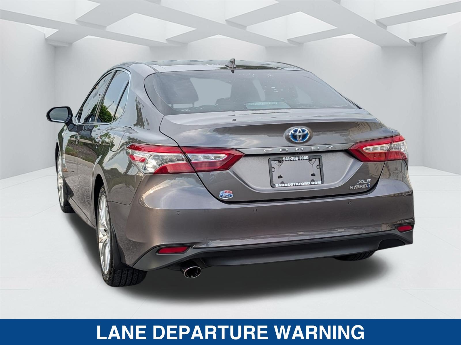 2018 Toyota Camry Hybrid XLE