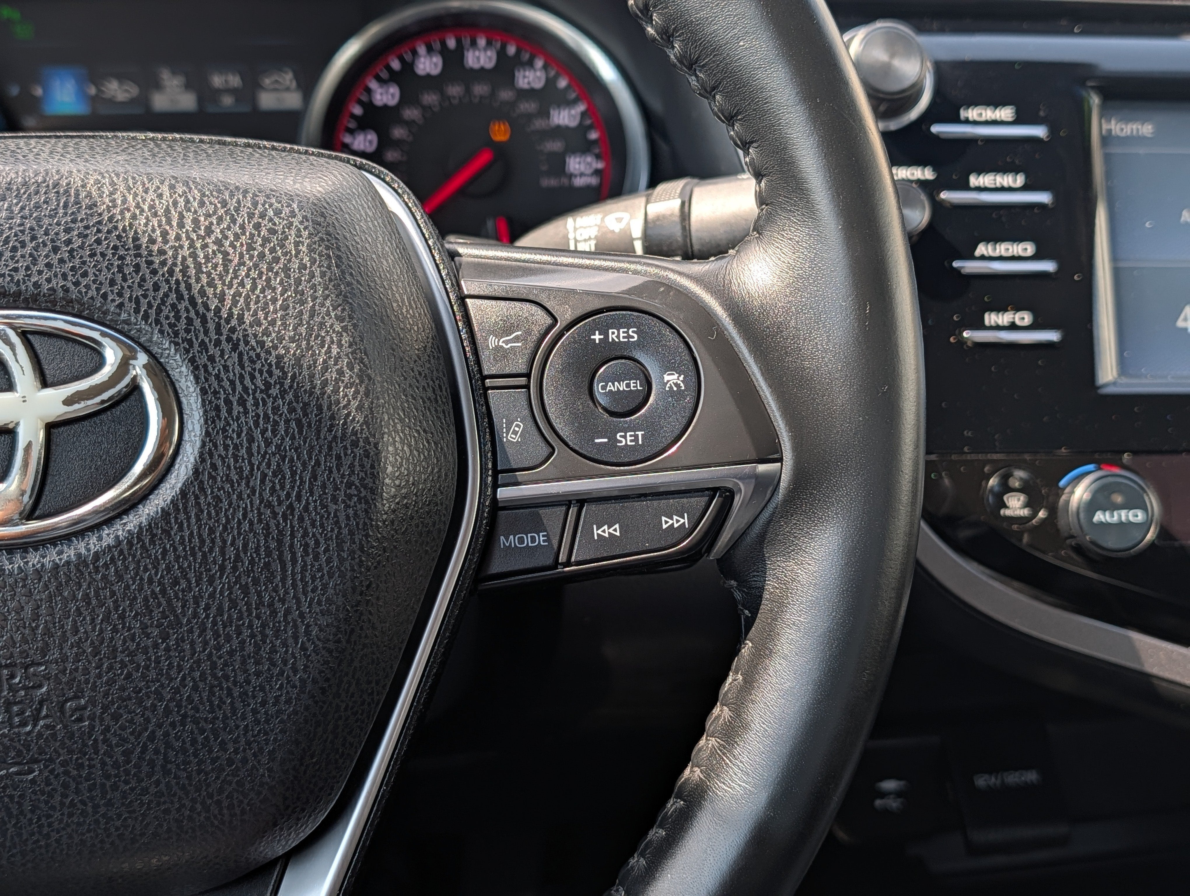 2018 Toyota Camry XSE
