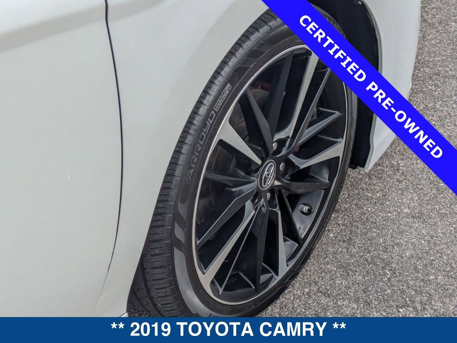 2019 Toyota Camry XLE