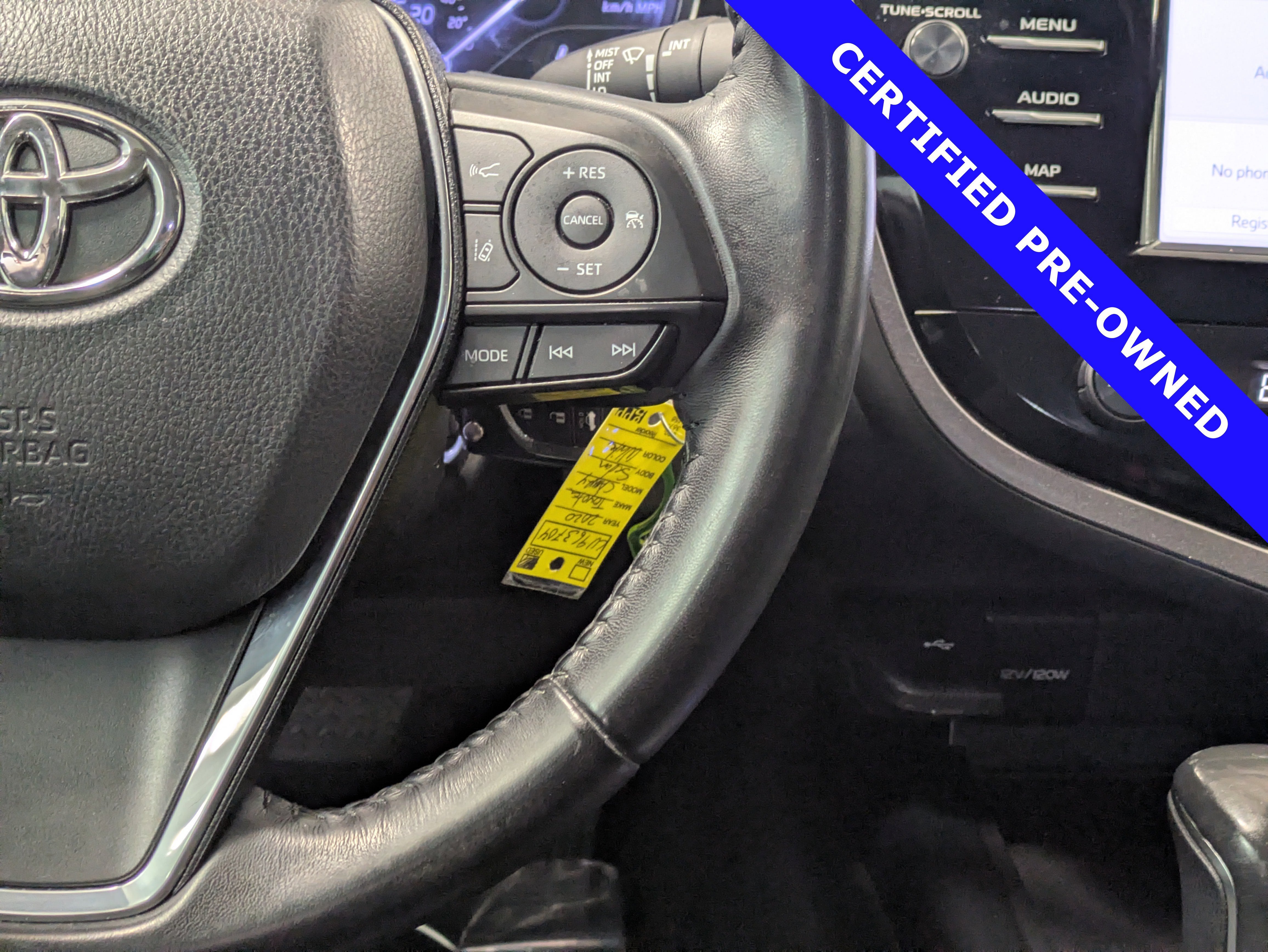 2020 Toyota Camry SE