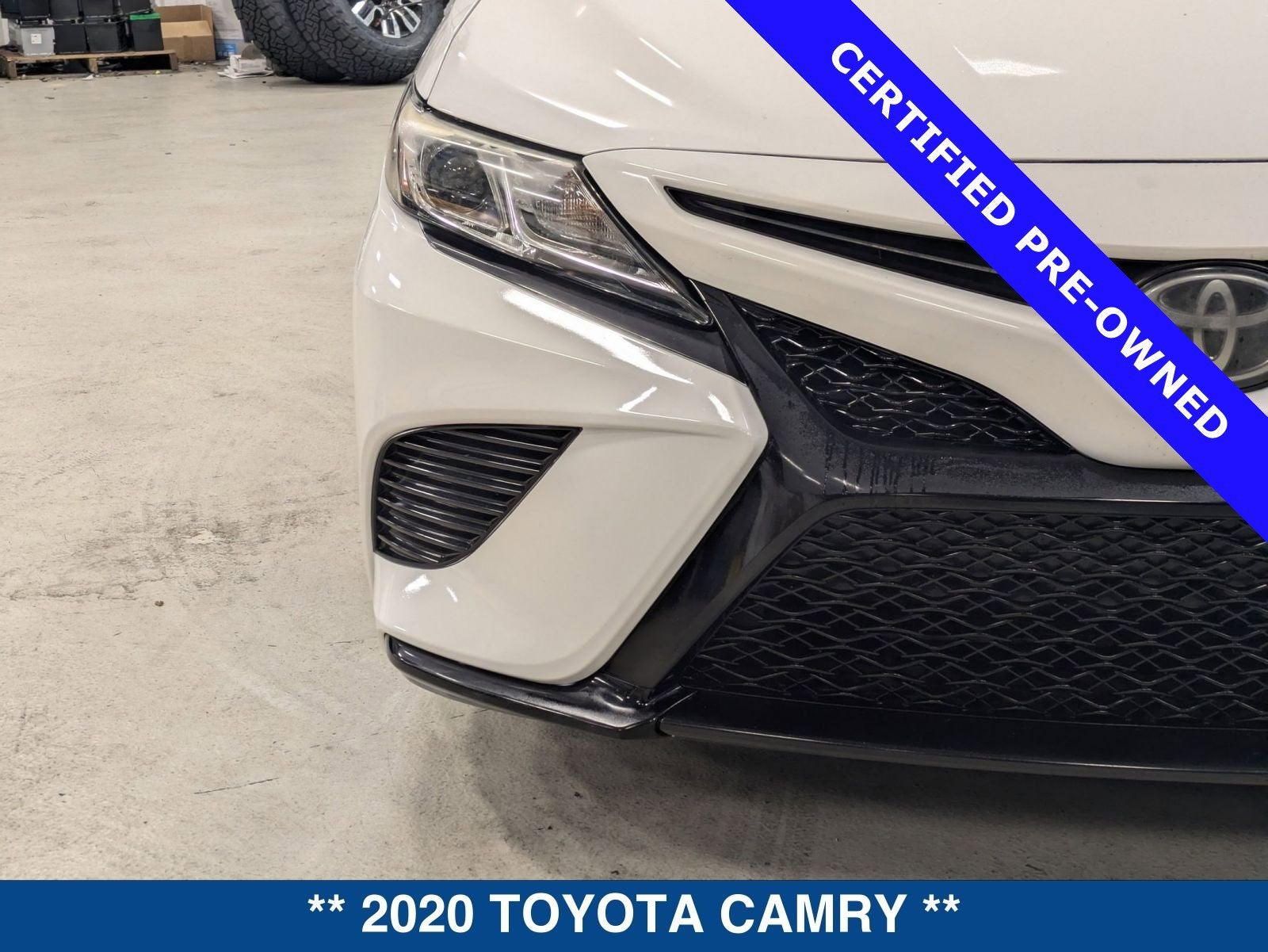 2020 Toyota Camry SE